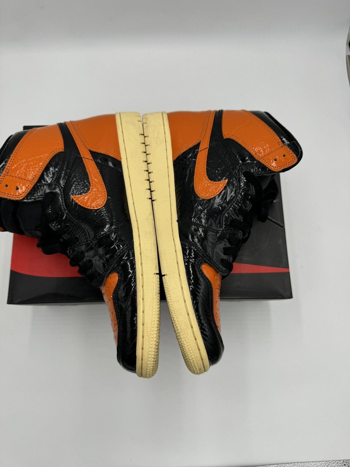 Nike Air Jordan 1 Shattered Backboard 3.0 Size US 11 / EU 44 - 3 Thumbnail