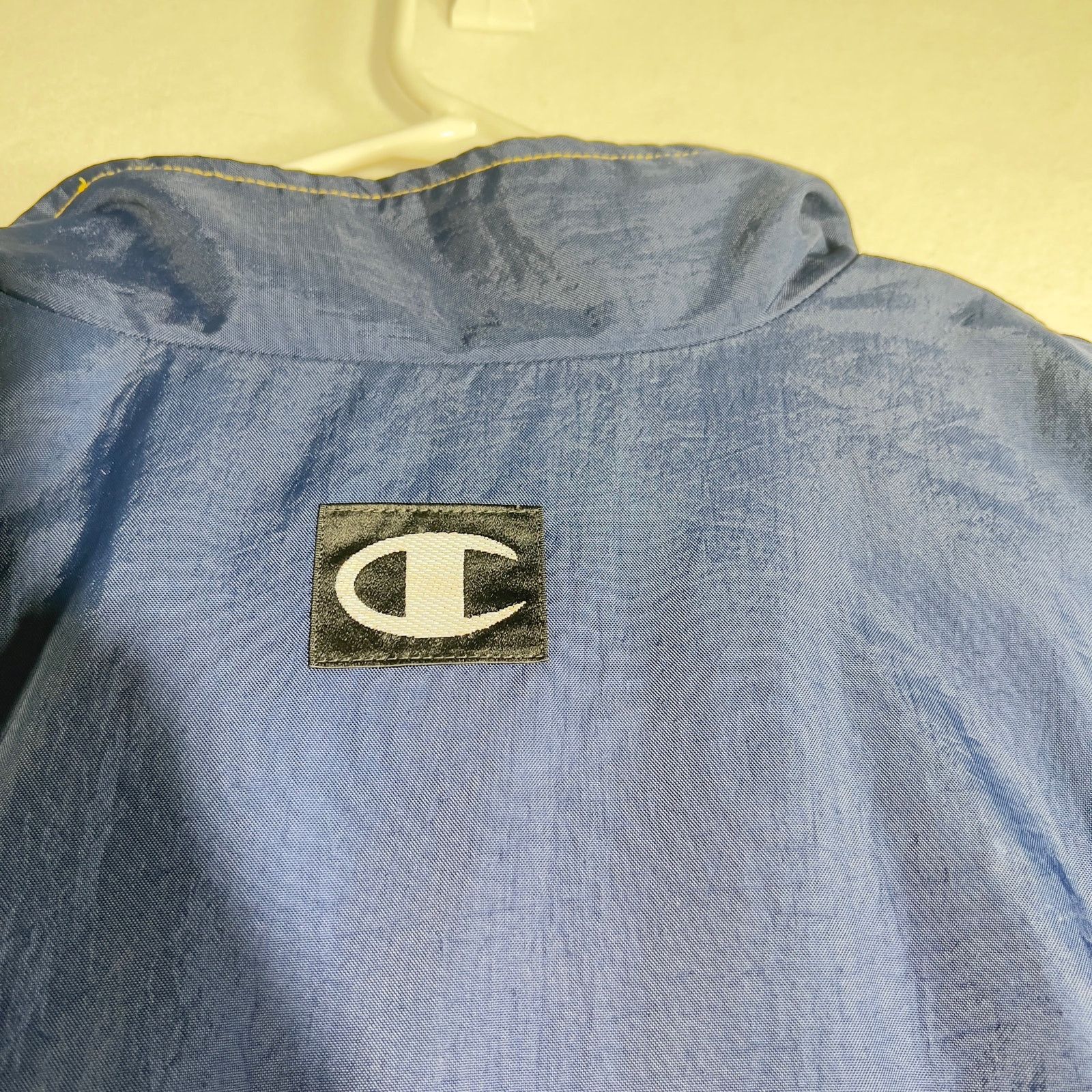 Champion Champion 1/2 Zip Pullover 2XL Vented Embroidered Logo Pocket Size US XXL / EU 58 / 5 - 17 Thumbnail