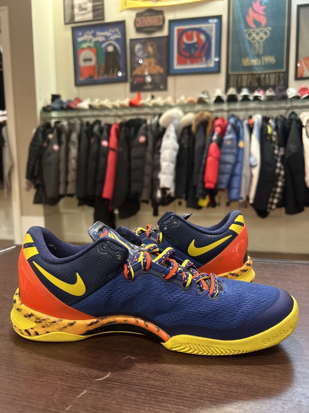 Nike Nike Kobe 8 Barcelona Tiger Size US 9 / EU 42 - 4 Thumbnail