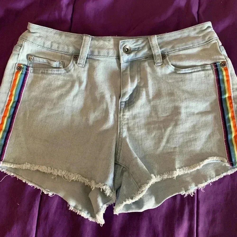 Designer Trendy Rainbow Trim Denim Shorts Size 30" / US 8 / IT 44 - 2 Thumbnail