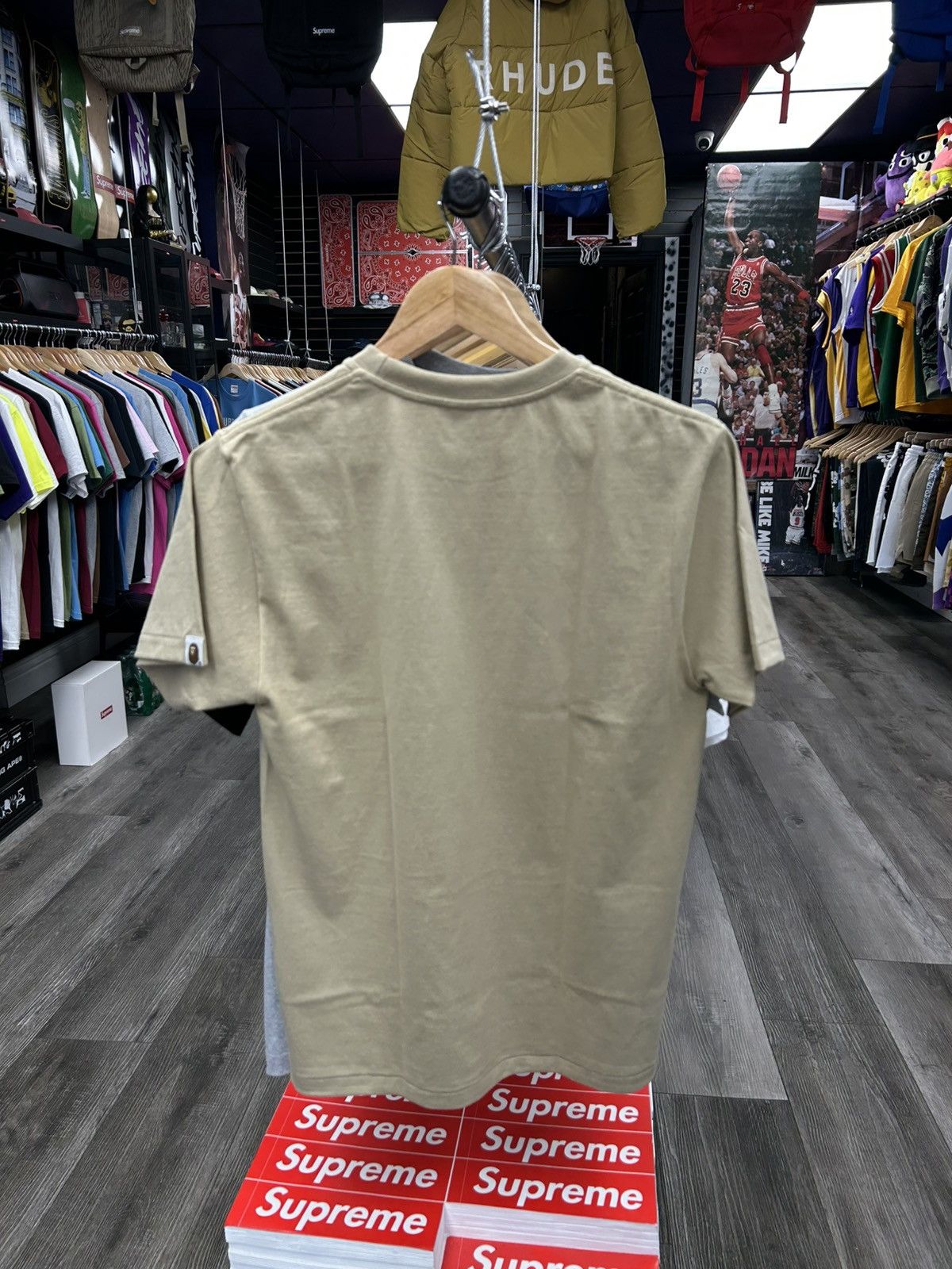 Bape Bape “A Bathing Ape” T-shirt Size US S / EU 44-46 / 1 - 2 Thumbnail