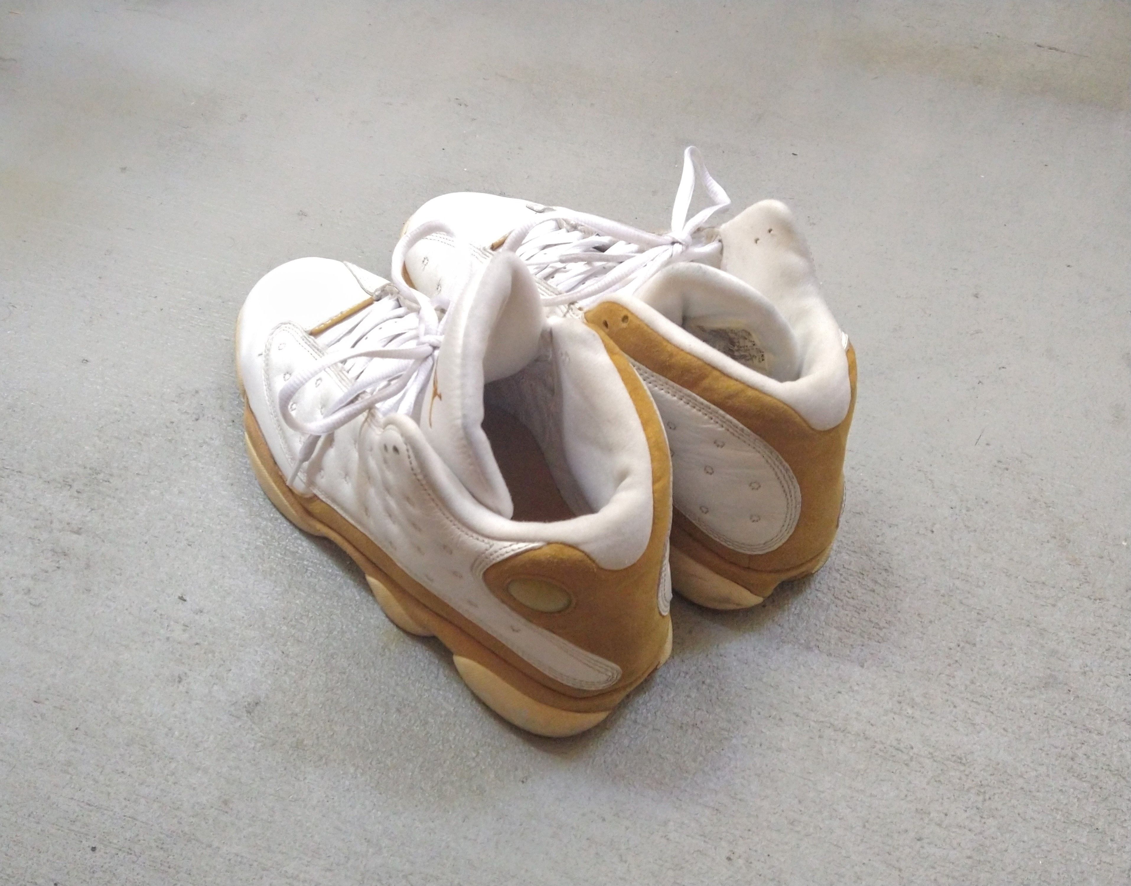 Jordan Brand Nike Air Jordan 13 Retro Wheat Size 8.5 2004 309259-171 Y2K Size US 8.5 / EU 41-42 - 17 Thumbnail