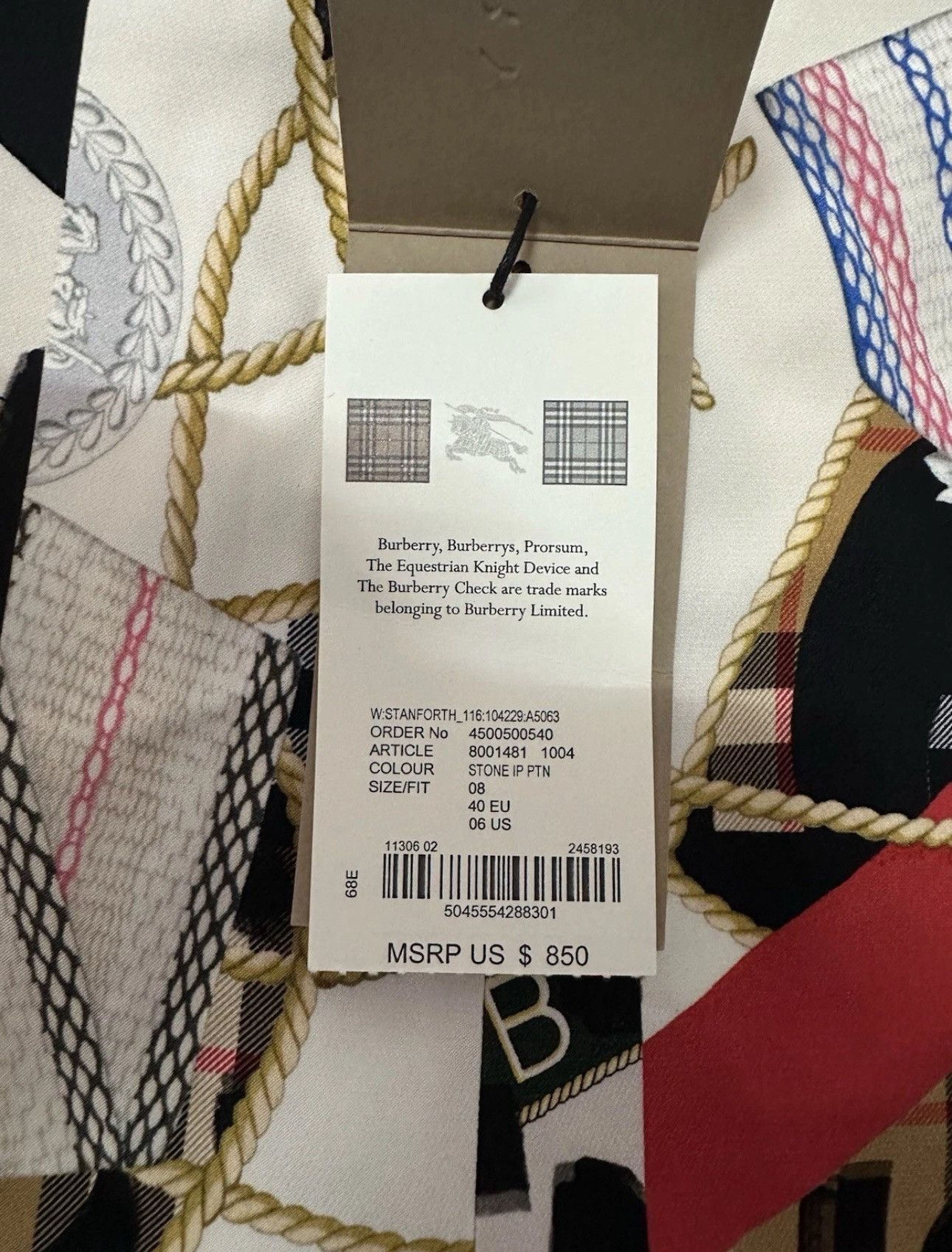 Burberry BURBERRY Graffiti archive skarf panel print wool mini skirt Size 30" / US 8 / IT 44 - 4 Thumbnail