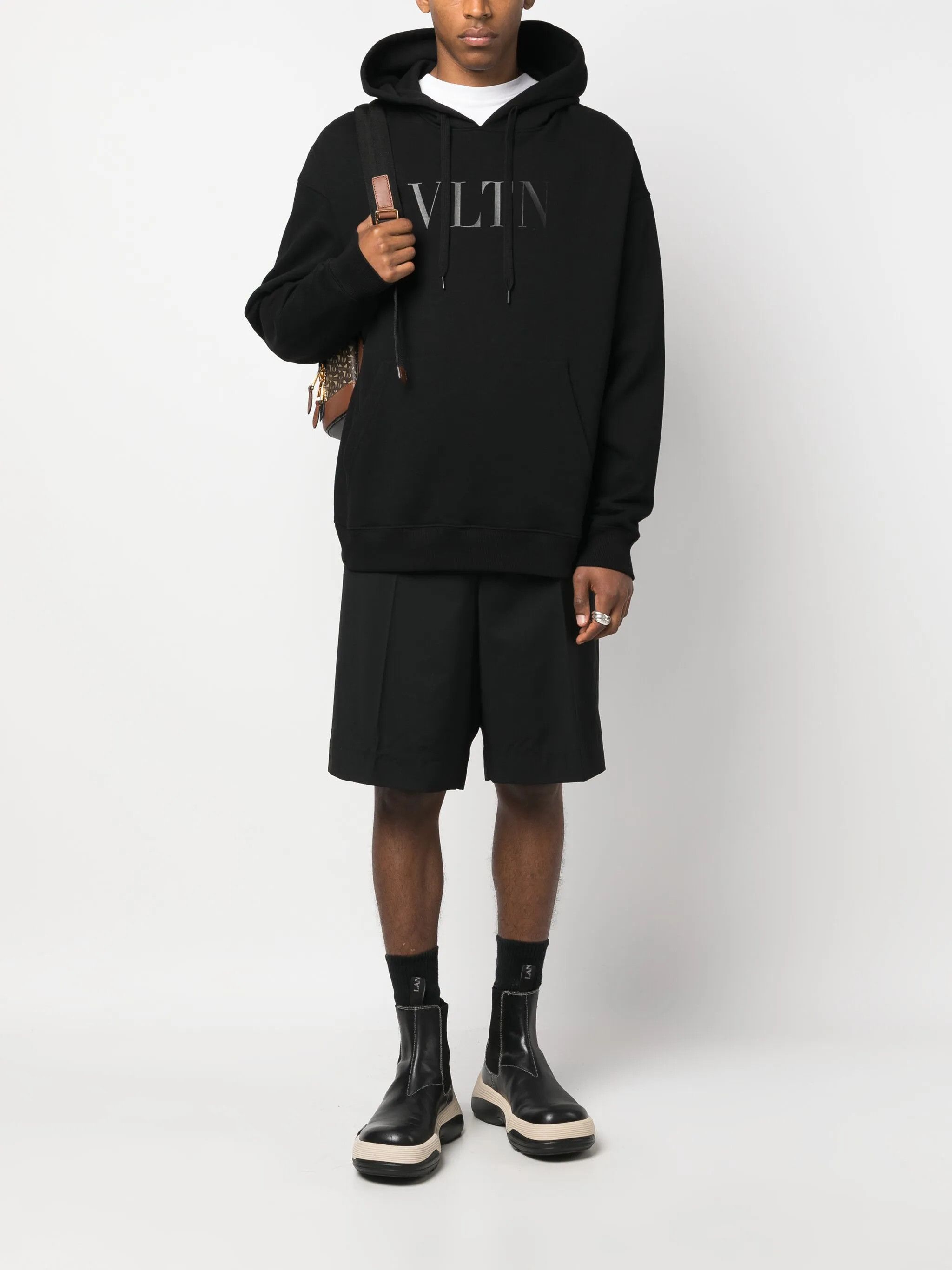 Valentino o1y0525 Logo Hoodie in Black Size US L / EU 52-54 / 3 - 5 Thumbnail