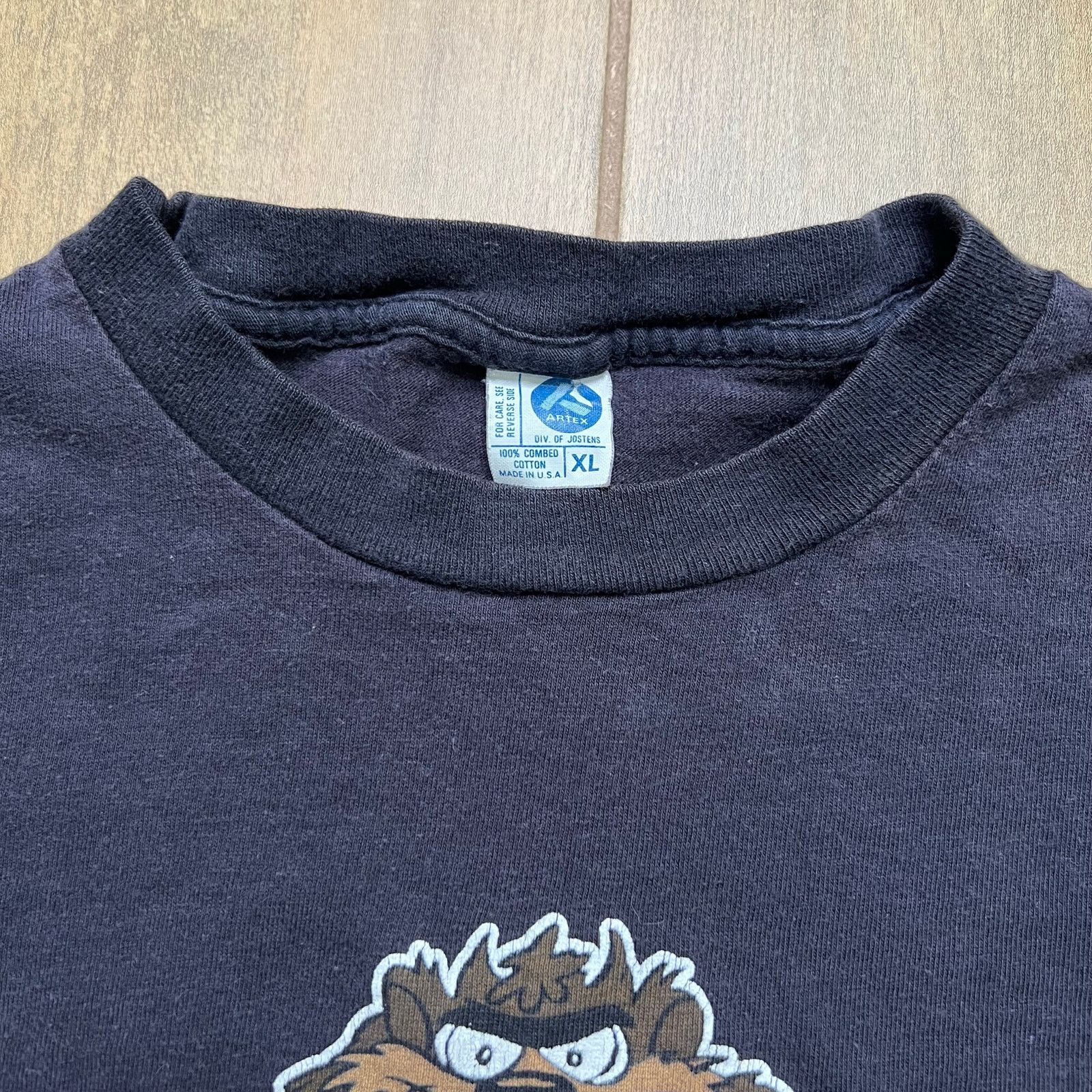 Vintage Vintage 80s Tasmanian Devil "Body Heat" t-shirt Sz XL f Size US XL / EU 56 / 4 - 4 Thumbnail