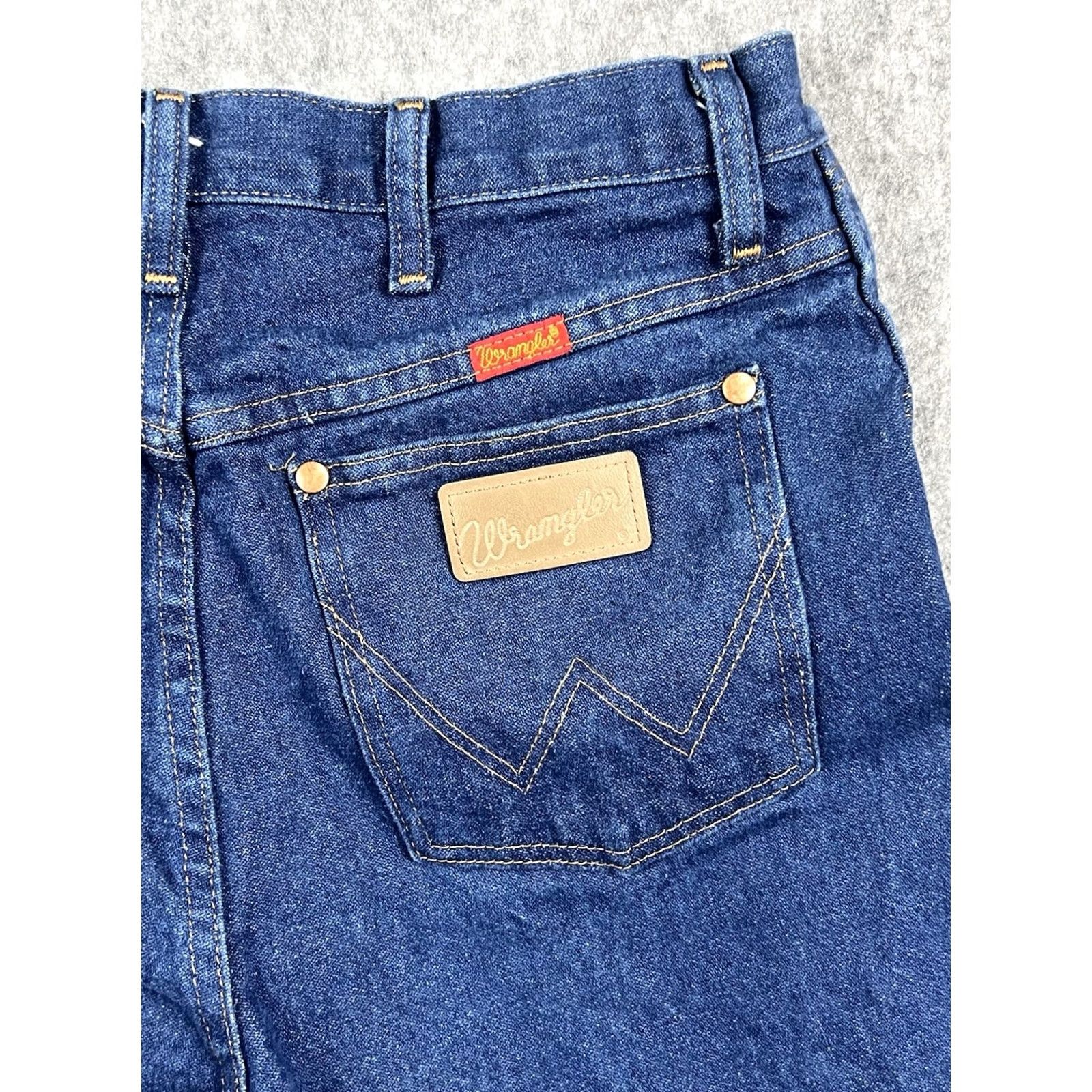 Wrangler VINTAGE Wrangler Women Cowboy Cut Straight Jeans Dark Wash 13x36 Regular 31x36 Blue Cowboy 5-Pocket Zipper Button Size 34" / US 12 / IT 48 - 7 Thumbnail