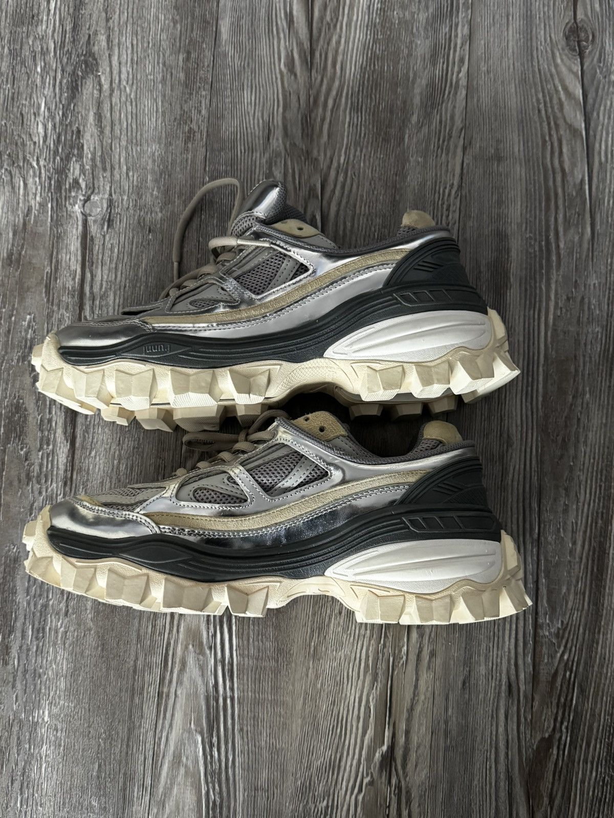 Juun.J juun.j 2019 SS metallic sneakers Size US 7 / EU 40 - 2 Thumbnail