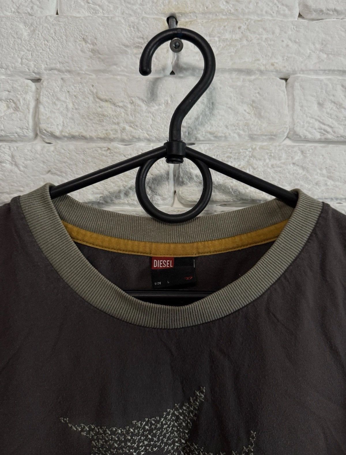 Diesel Vintage Y2K T-shirt Diesel Huge Logo Tee Sz L Size US L / EU 52-54 / 3 - 3 Thumbnail