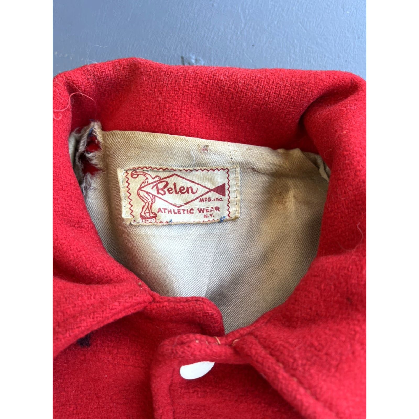 Vintage VTG Belen Mentor Ohio Football Varsity Letterman Jacket Men Wool Red One Size 1960s Vintage Style Baseball School Varsity Jacket TOM Size US M / EU 48-50 / 2 - 3 Thumbnail