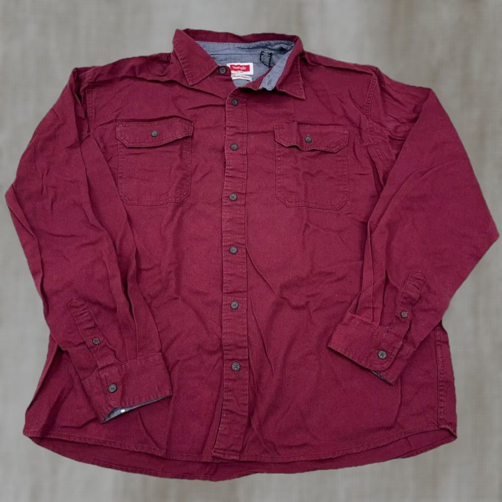 Wrangler Wrangler Shirt Men XL Maroon Button Up Twill Denim Double Pocket Work Wear Size US XL / EU 56 / 4 - 1 Thumbnail