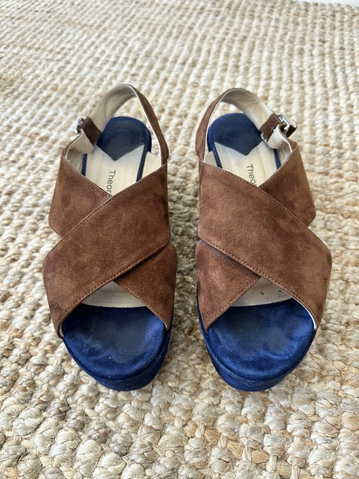 Theory THEORY BJANKA CRISS CROSS SUEDE SANDALS NAVY & TAN SZ 38 Size US 8 / IT 38 - 2 Thumbnail