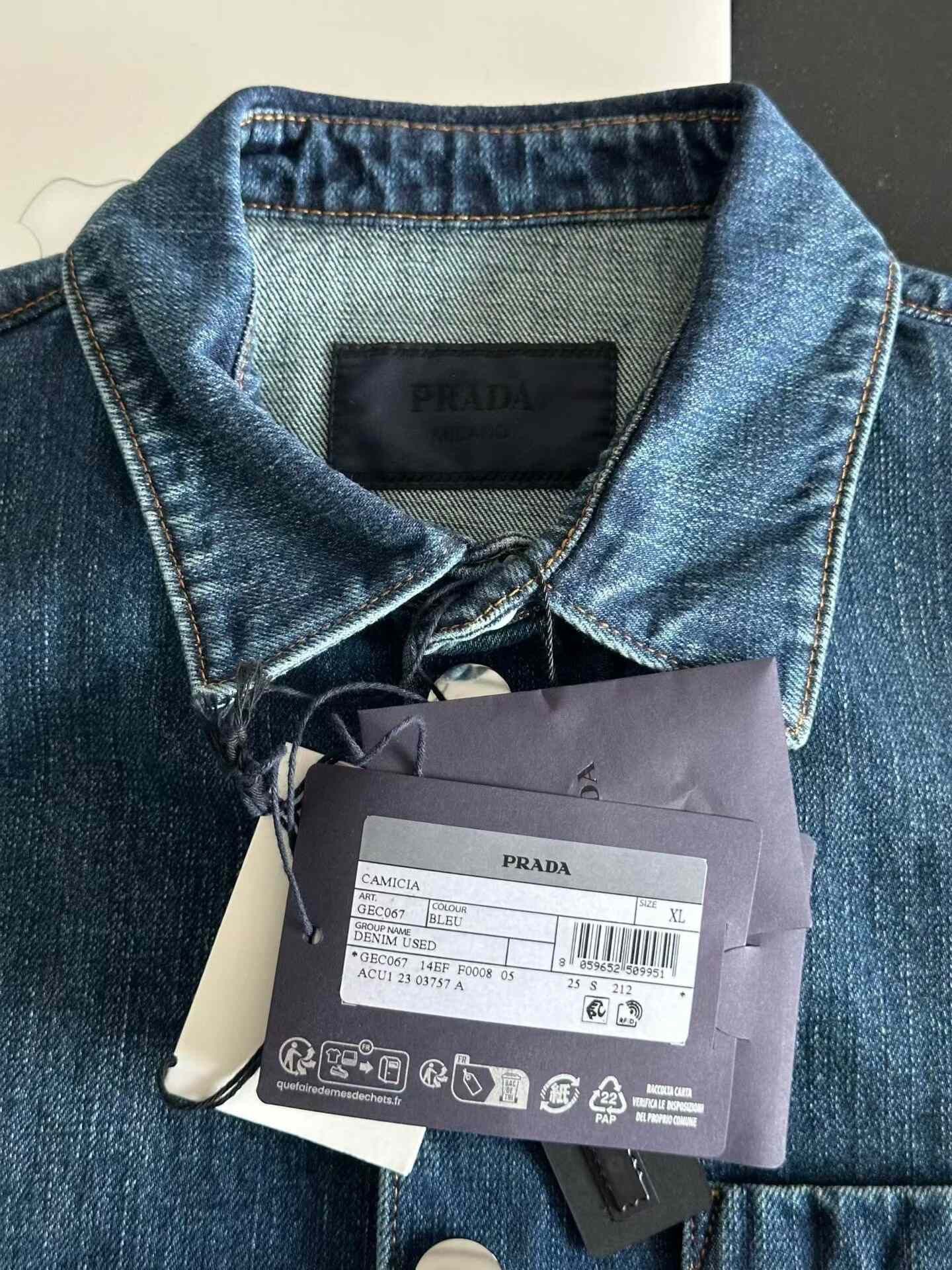Prada Prada Enameled Triangle Logo Denim Shirt Size US L / EU 52-54 / 3 - 5 Thumbnail