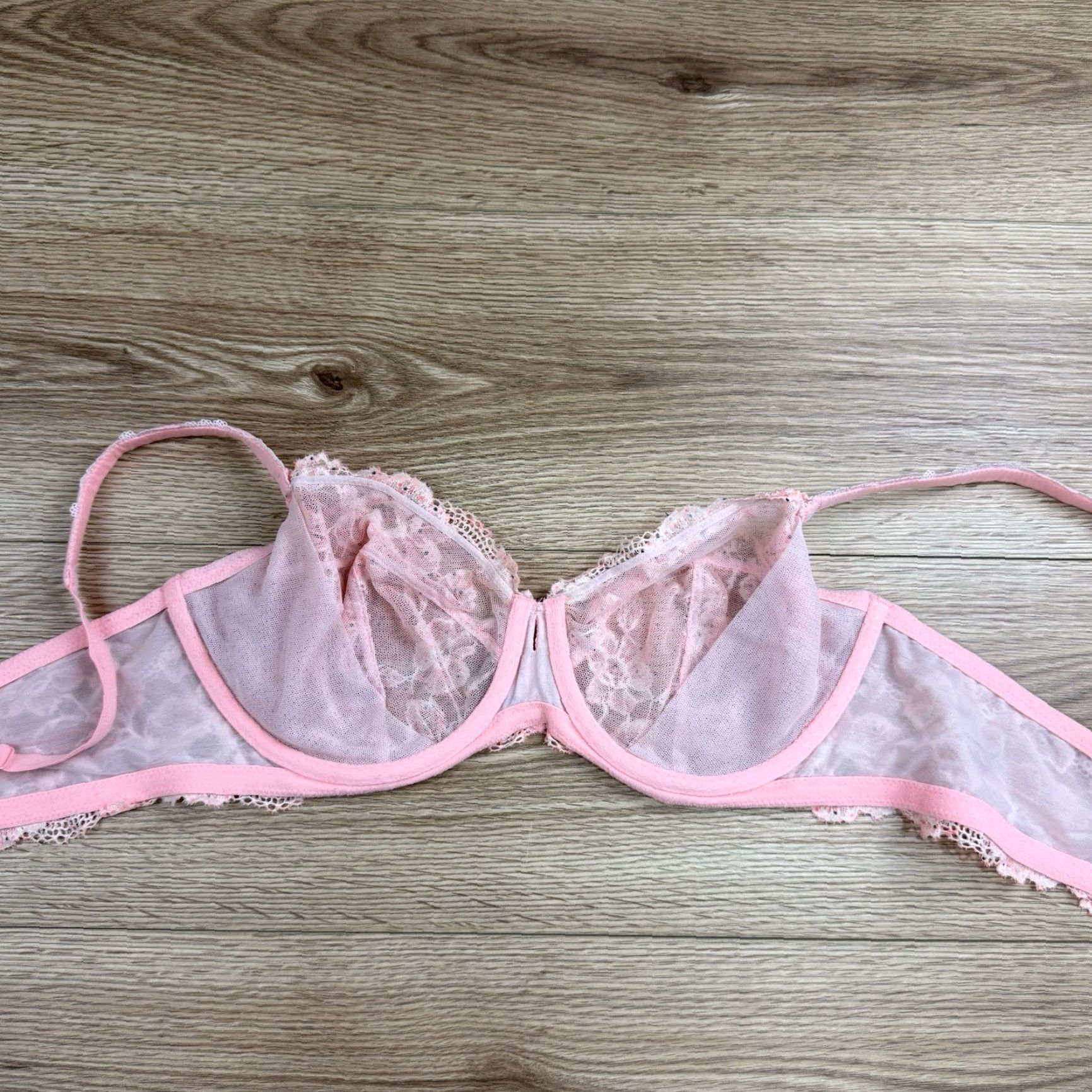 Victoria's Secret VINTAGE Victoria's Secret Unlined Demi Underwire Bra 38D Pink Womens Size ONE SIZE - 4 Thumbnail
