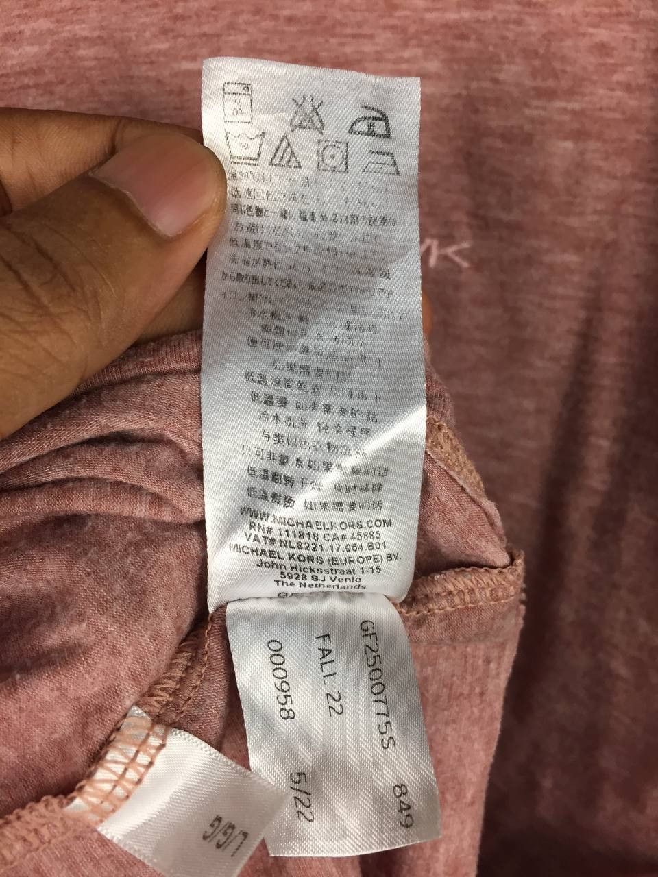 Michael Kors Michael Kors Embroidered MK Logo Minimalist Pink Melange Tee Size US L / EU 52-54 / 3 - 9 Thumbnail