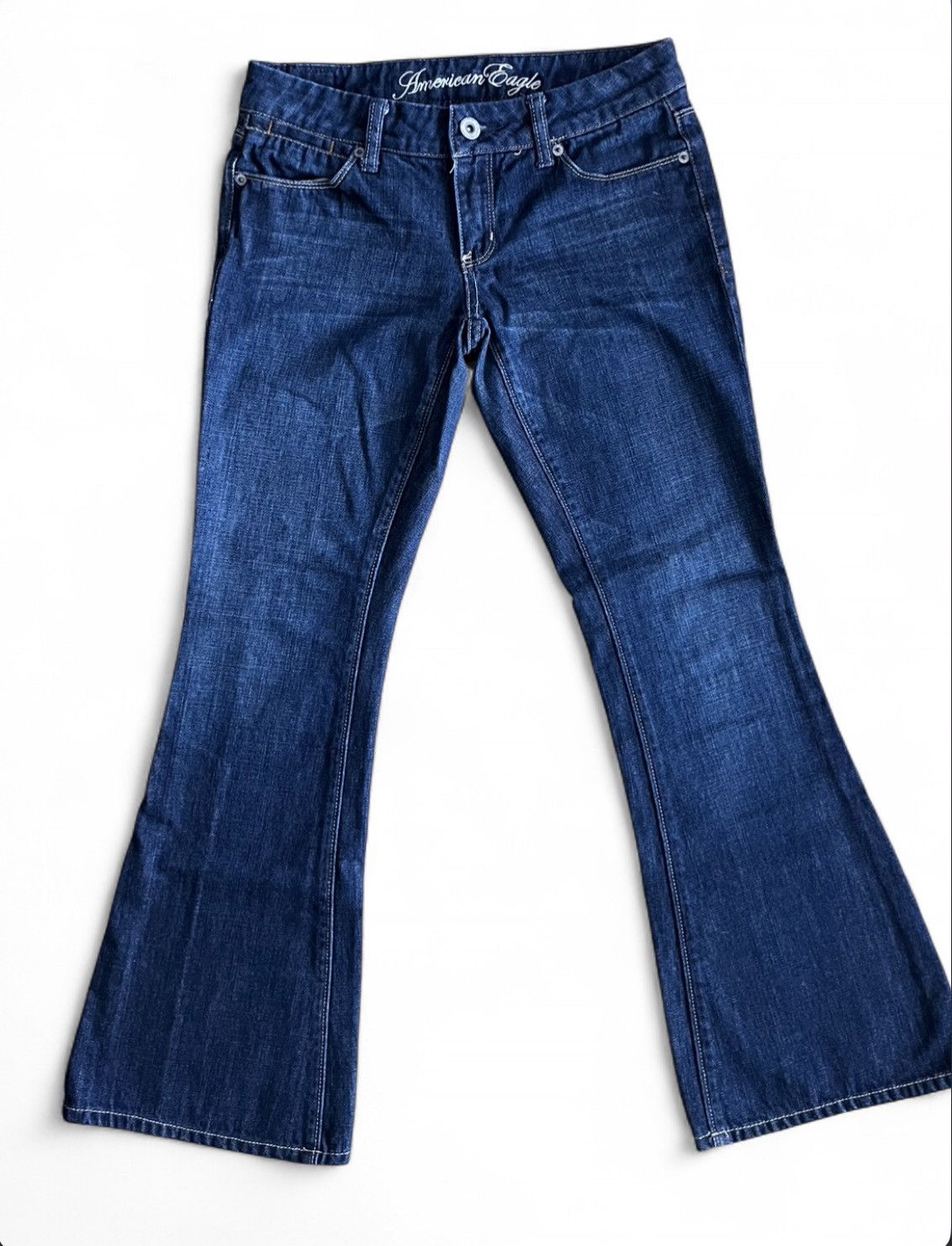 American Eagle Outfitters AMERICAN EAGLE REAL FLARE WOMENS LOW RISE JEANS Size 26" / US 2 / IT 38 - 1 Thumbnail