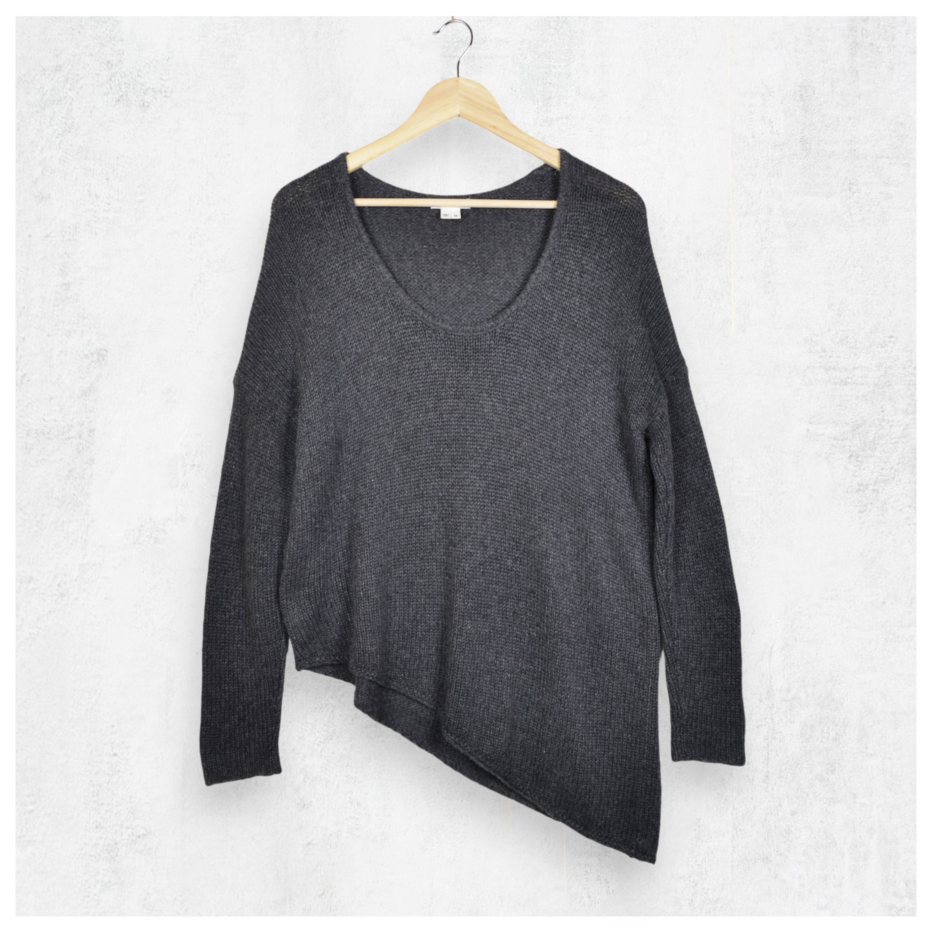 Helmut Lang Helmut Lang Avant Garde Asymmetric Sweater Size M / US 6-8 / IT 42-44 - 1 Thumbnail