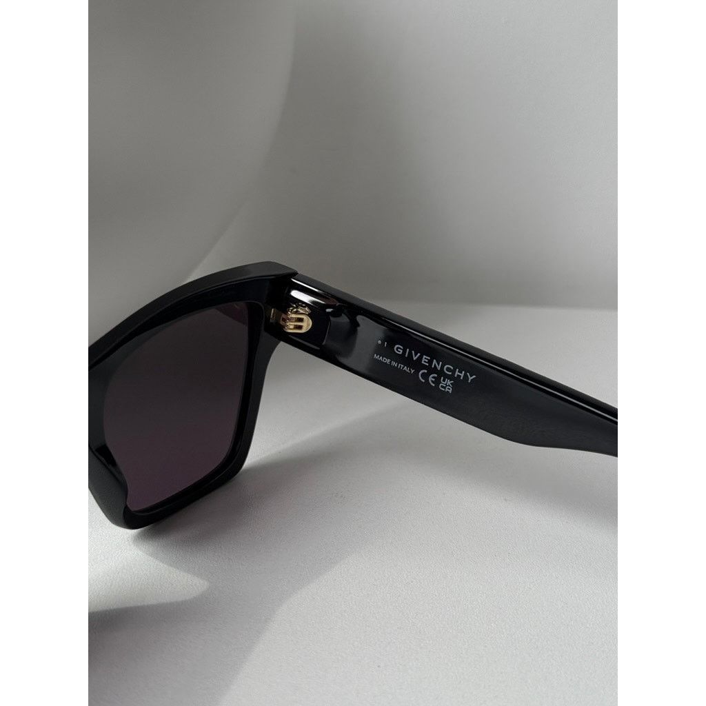 Givenchy NEW Givenchy GV40076I Cat Eye Black Crystal Sunglasses $700 Size ONE SIZE - 9 Thumbnail