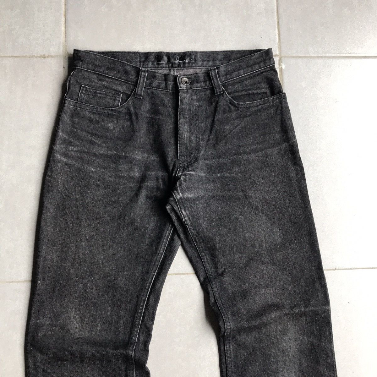 Attachment × Kazuyuki Kumagai Attachment Attachment black wash jeans Size US 28 / EU 44 - 2 Thumbnail