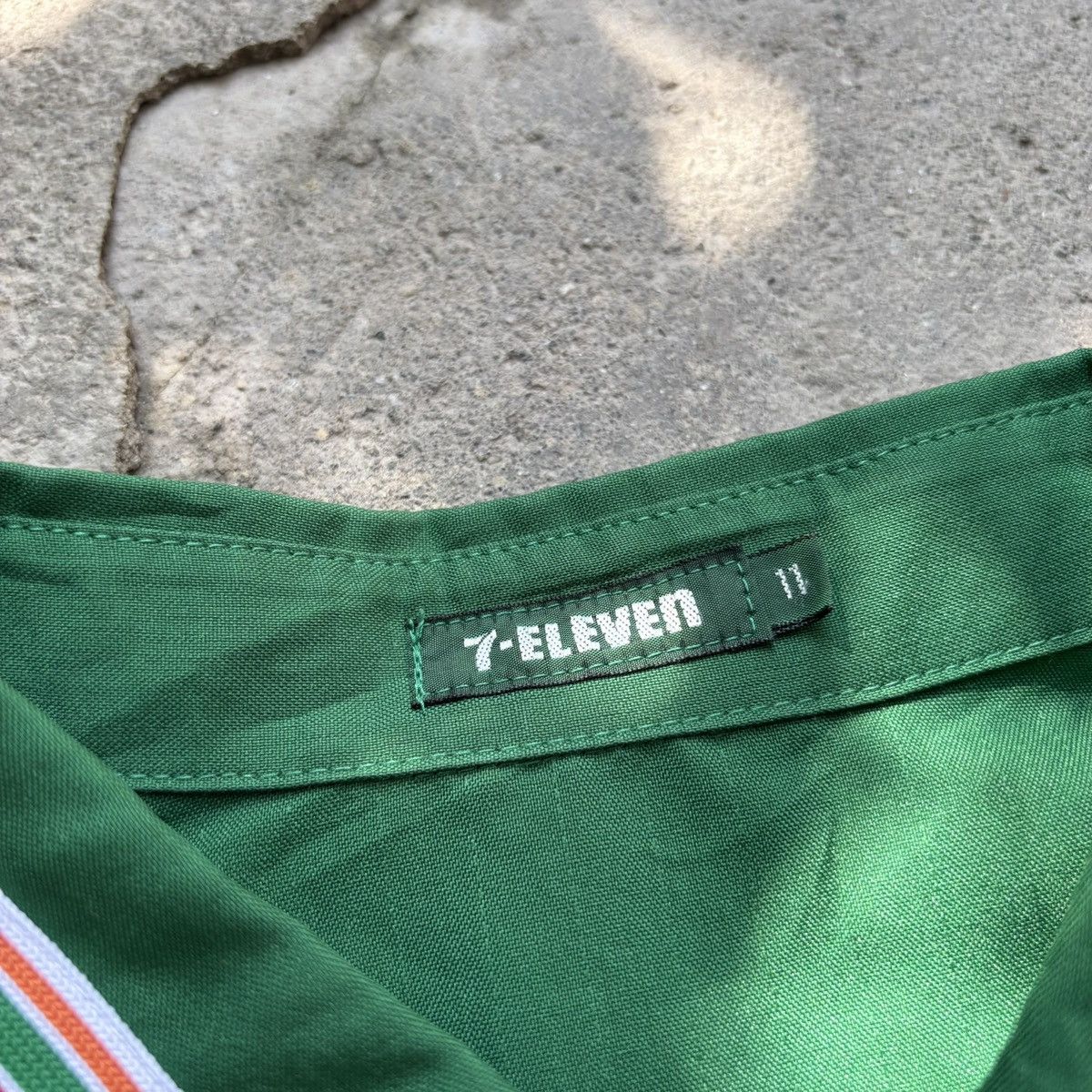 Japanese Brand vintage green zip-up shirt is a Japanese work uniform 7/11 Size US M / EU 48-50 / 2 - 3 Thumbnail
