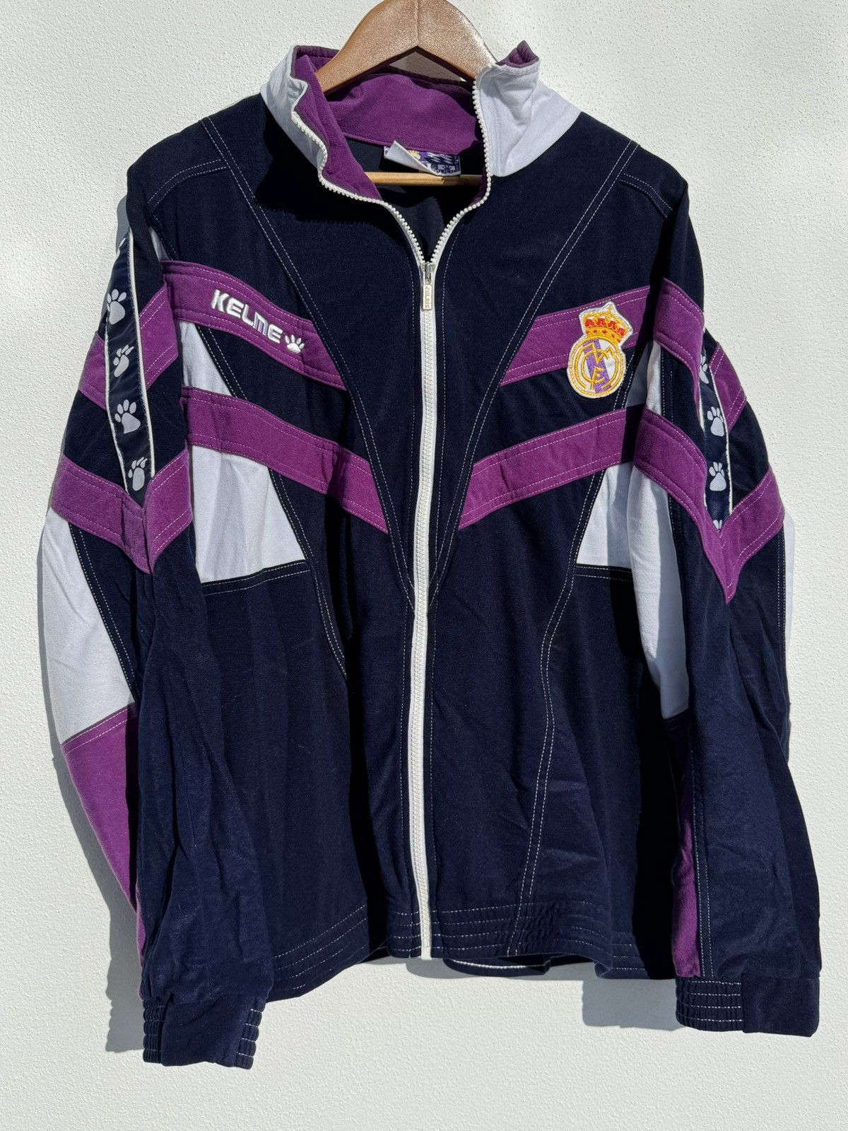 Other Real Madrid 1998 tracksuit Size US L / EU 52-54 / 3 - 1 Thumbnail