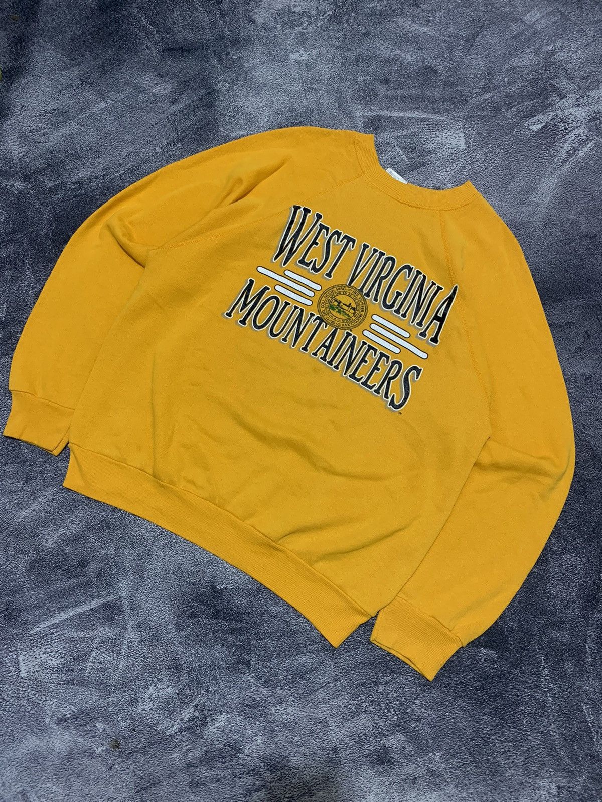 Tultex Tultex vtg West virginia mountaineer sweater Size US L / EU 52-54 / 3 - 2 Thumbnail
