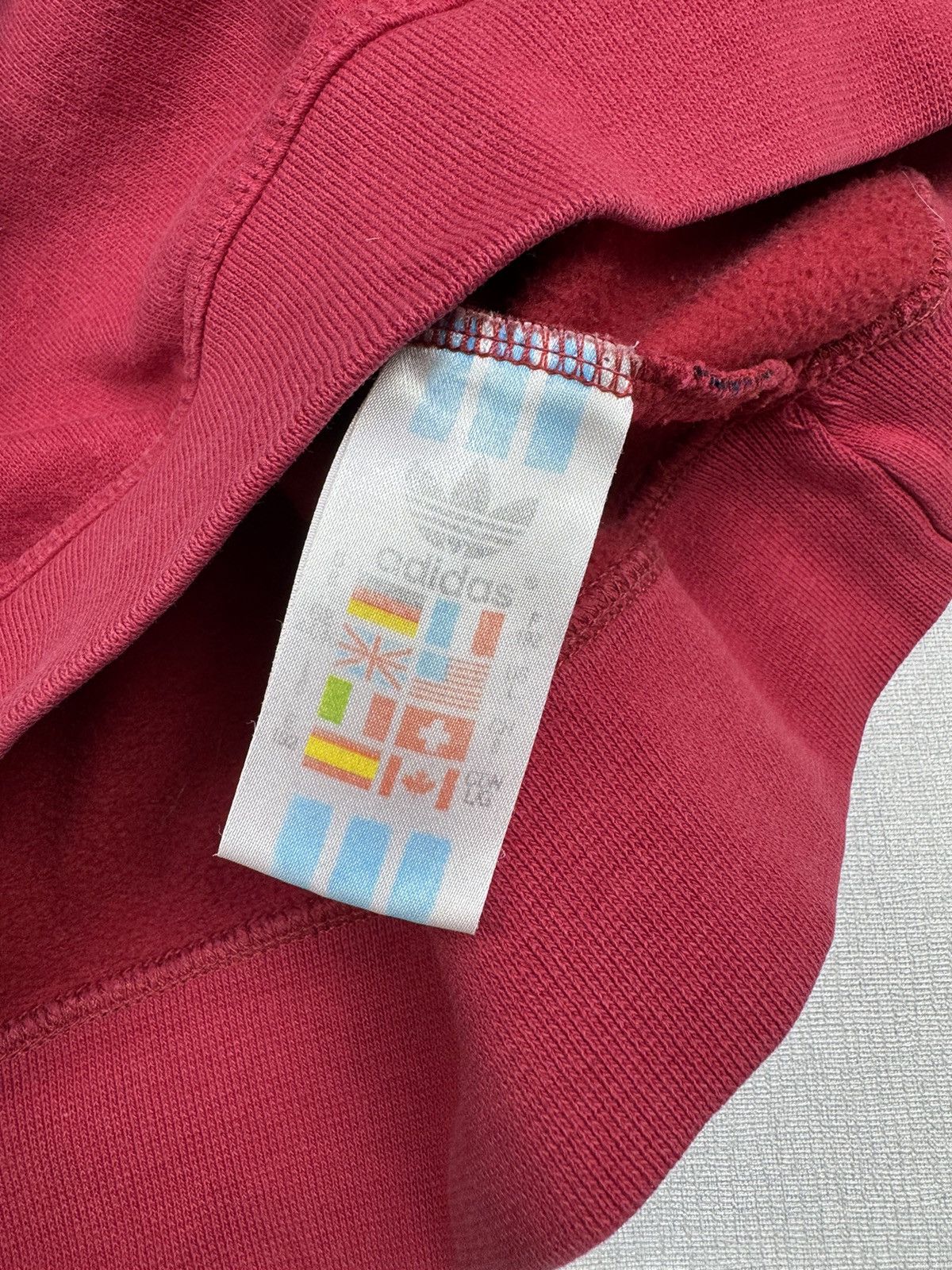 Adidas × Vintage Vintage Adidas Oversized Retro 90’ Crew Neck Sweatshirt Size US L / EU 52-54 / 3 - 6 Thumbnail