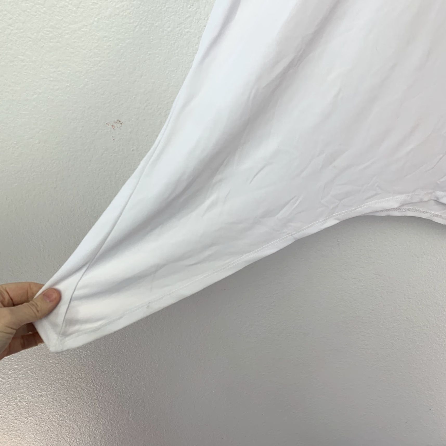 J Brand Slinky Brand Women's White Cold Shoulder Tunic Top XS Blouse 3/4 Sleeve Asymmetrical Hem Knit Jersey Pullover Casual Summer 90s? Size XS / US 0-2 / IT 36-38 - 4 Thumbnail