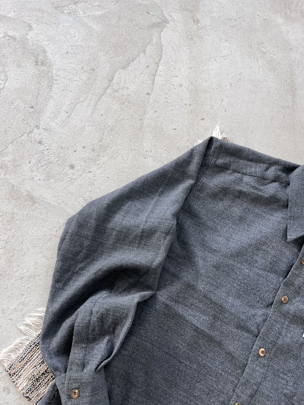 Moschino Vintage Moschino Shirt Luxury Overshirt Dark Grey Classic Size US L / EU 52-54 / 3 - 2 Thumbnail