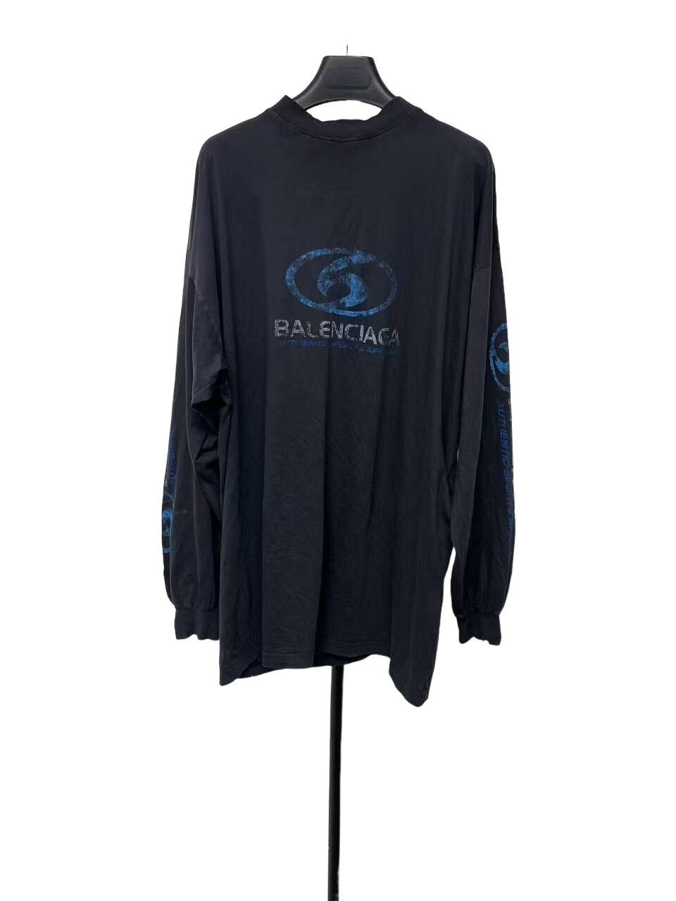 Balenciaga Balenciaga Graphic Print Long Sleeve T-Shirt Size 1 Size US S / EU 44-46 / 1 - 1 Thumbnail