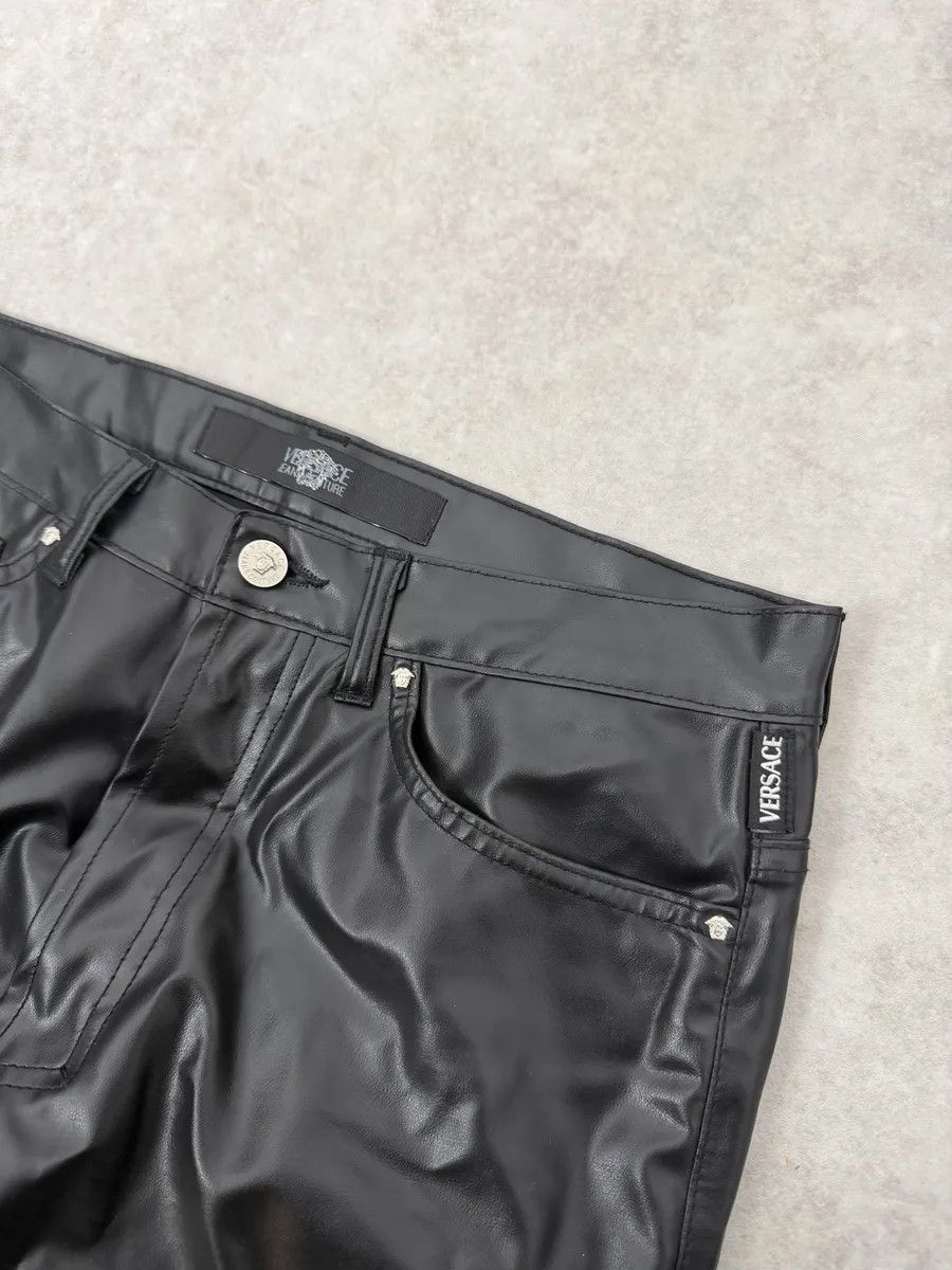 Versace 2000s Versace Black Cozy Faux Leather Pants Size US 32 / EU 48 - 11 Thumbnail