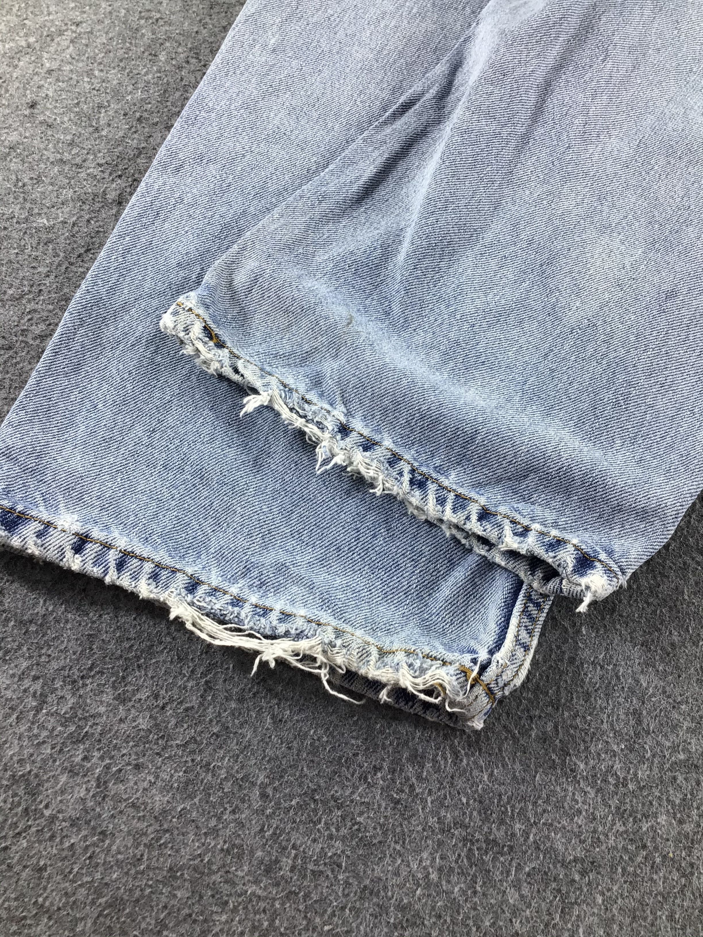 Levi's Vintage Levis 560 Jeans - J529 Size US 39 - 6 Thumbnail