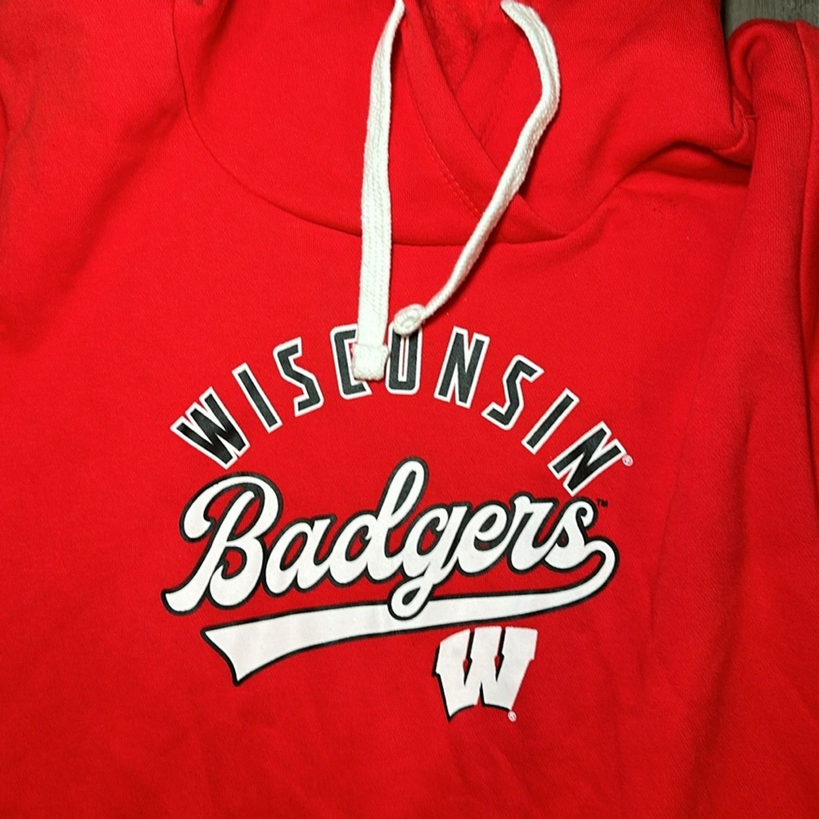 Other Wisconsin Badgers Fanatics Hoodie (NWOT) - 2XL Size XXL / US 16-18 / IT 52-54 - 4 Thumbnail