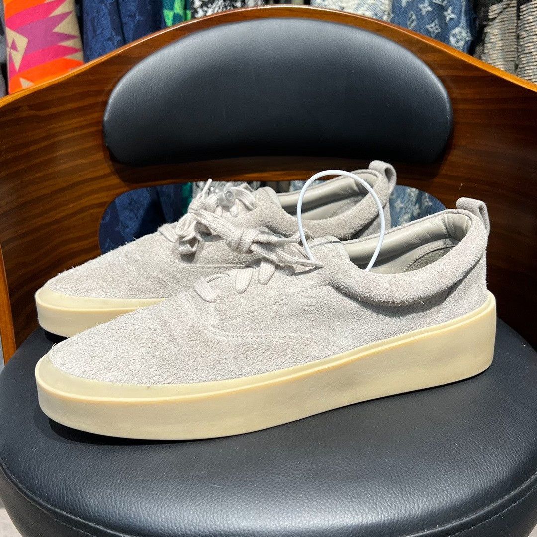 Fear of God Fear of God Retro Gray Lowtop Sneakers 10 Men Size US 10 / EU 43 - 1 Thumbnail