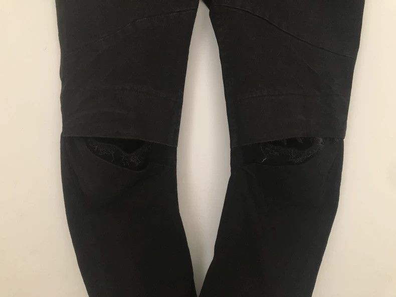 Julius Julius size:2 Black curved knife pants Size US 26 / EU 42 - 5 Thumbnail