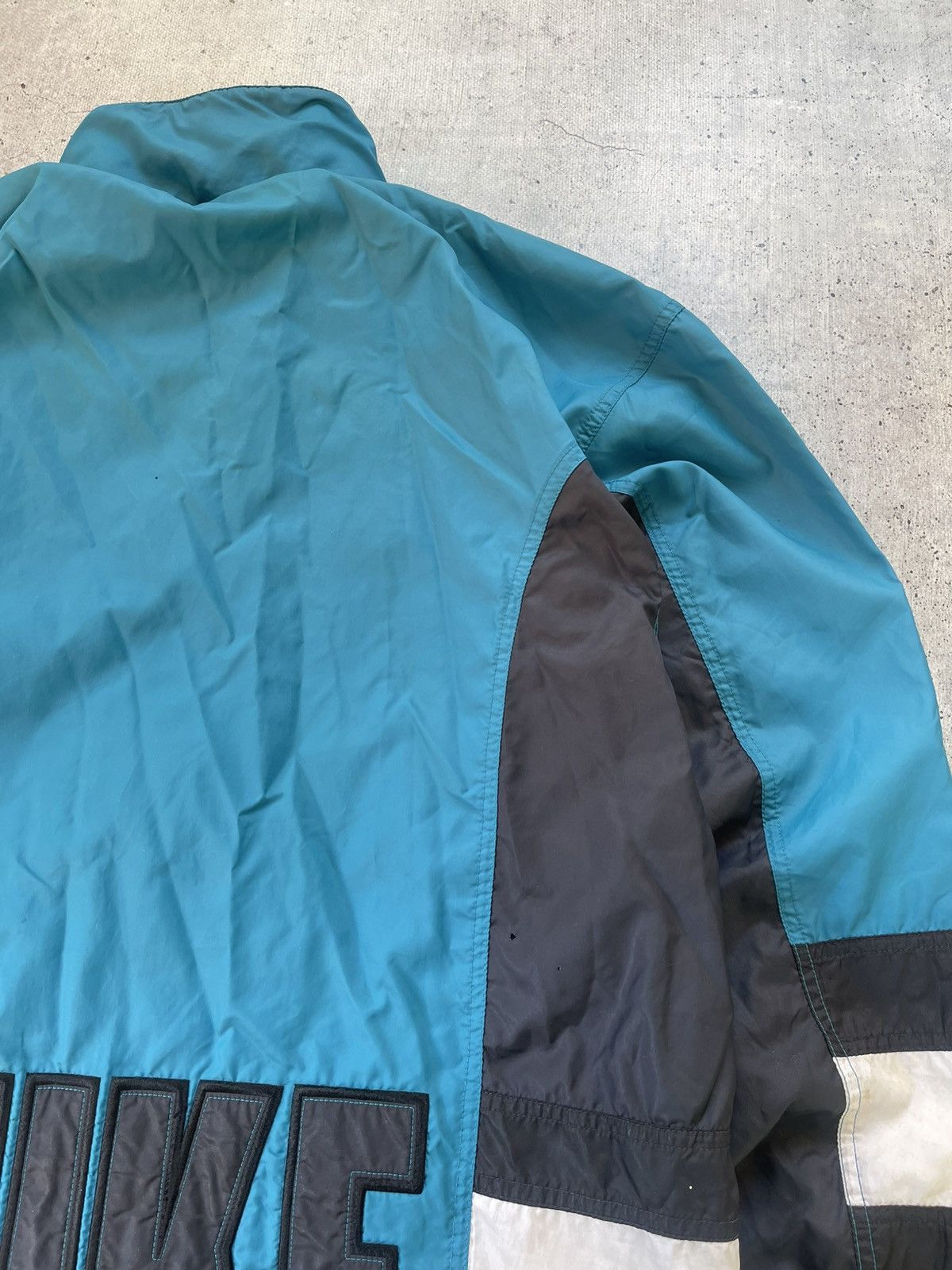 Nike × Vintage Nike vintage Light Jacket big logo Size Xl Size US M / EU 48-50 / 2 - 11 Thumbnail