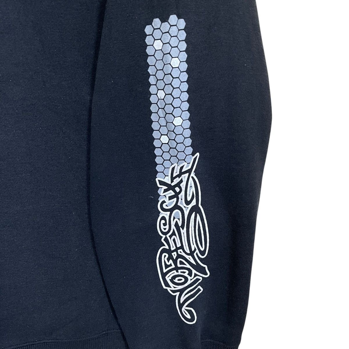 Japanese Brand Vintage No Bescuf Gravity Embroidered Pullover Hoodie Size US L / EU 52-54 / 3 - 11 Thumbnail