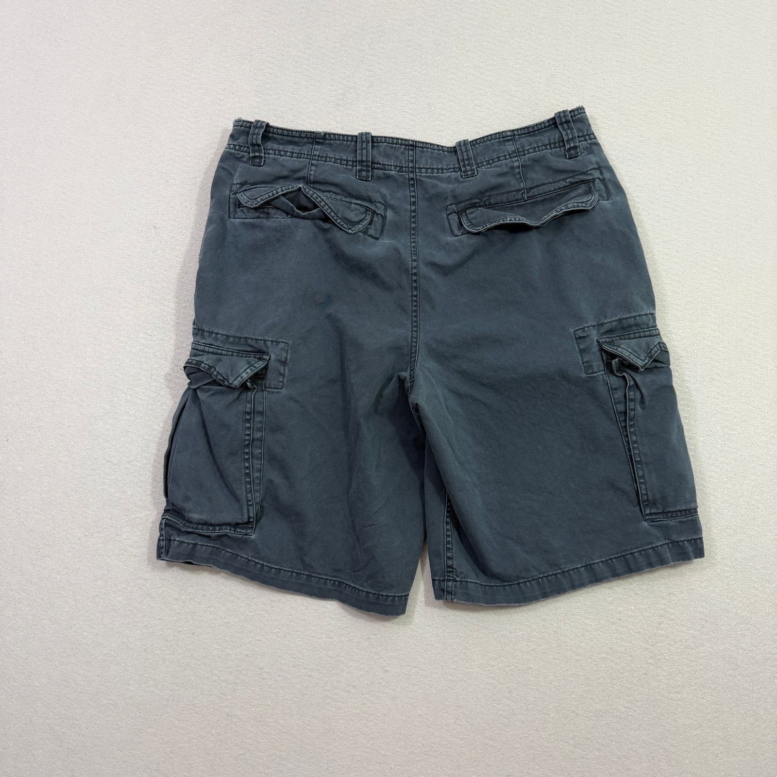 Old Navy Vintage Old Navy Cargo Shorts Men's 35 Blue 11" Inseam Size US 35 - 7 Thumbnail