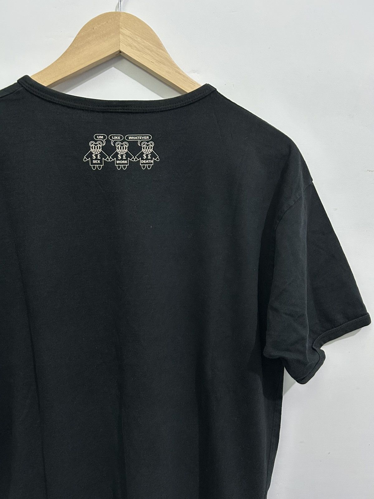 Band Tees 🔥RARE🔥 Vintage Radiohead stanley donwood 00s the bends Size US L / EU 52-54 / 3 - 4 Thumbnail