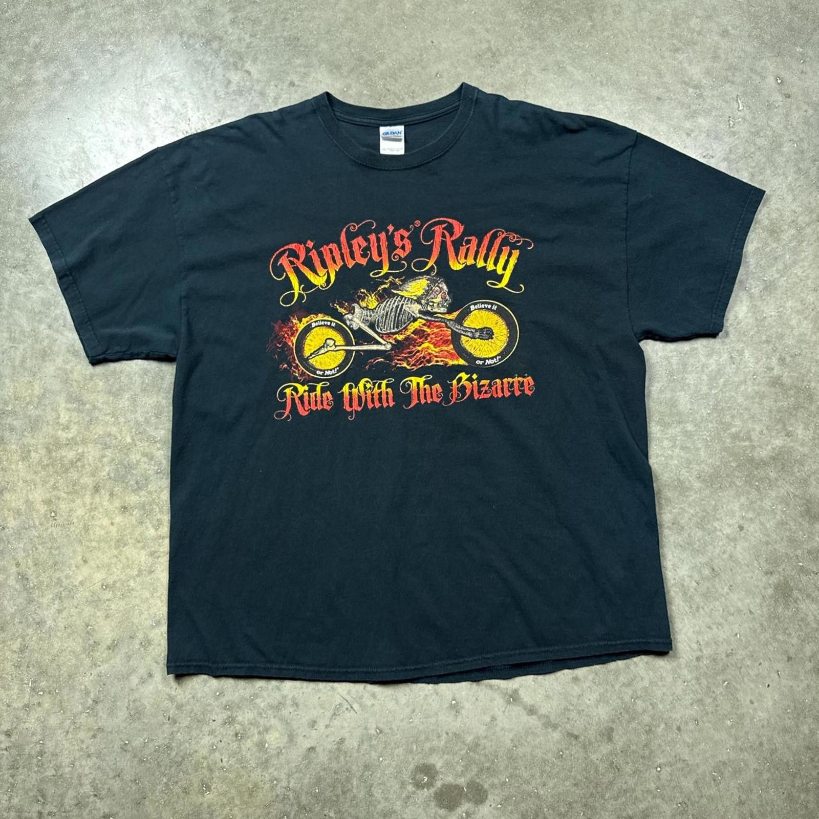 Gildan Ripleys Rally Bikers Skull On Motorcycle Flames Y2k T-Shirt Size US XXL / EU 58 / 5 - 1 Thumbnail