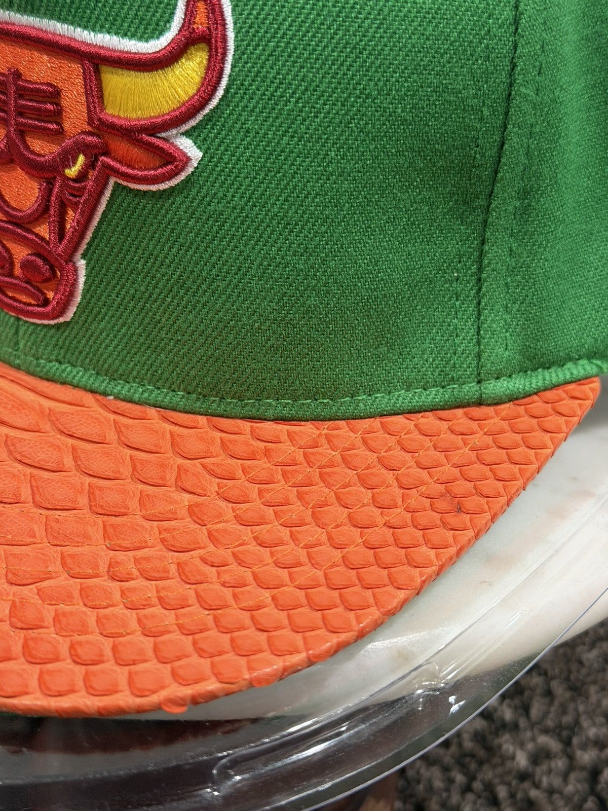 Just Don × Mitchell & Ness Just Don Mitchell & Ness NBA Chicago Bulls Green/Orange Hat Size ONE SIZE - 5 Thumbnail