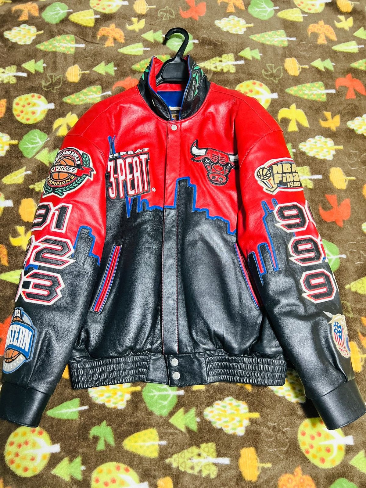 Jeff Hamilton repeat 3peat jeff hamilton Size US L / EU 52-54 / 3 - 2 Thumbnail