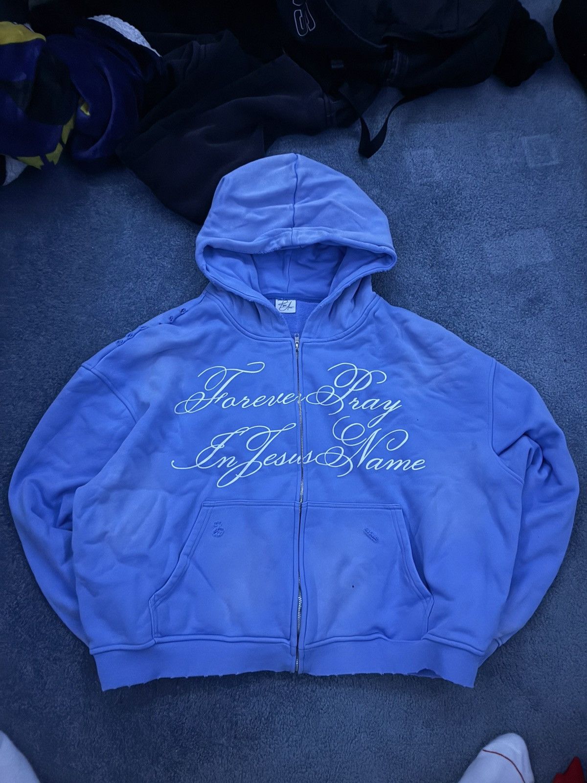 Prayers avenue Blue cropped zip up