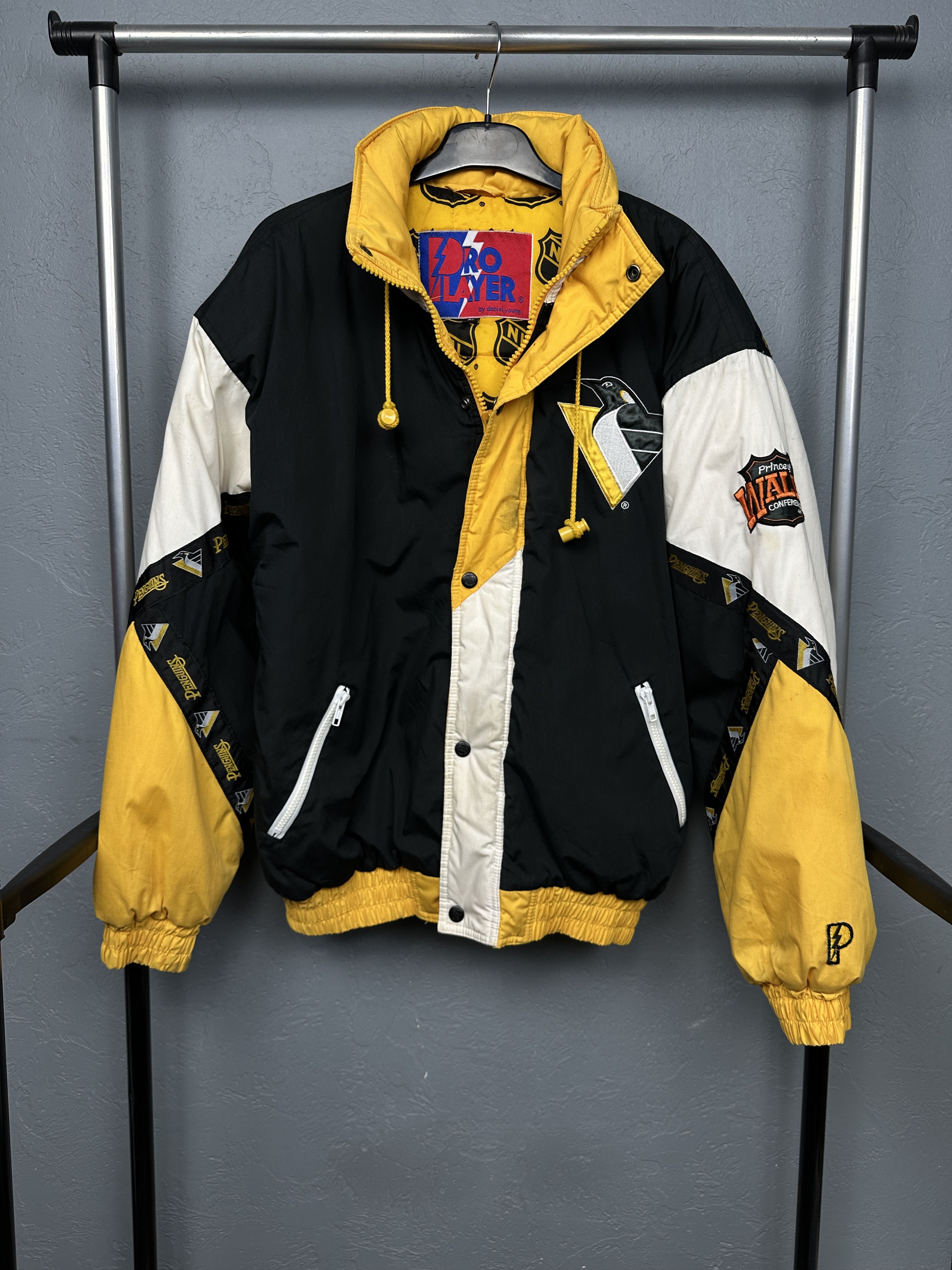 NHL Pittsburgh Penguins Pro Player NHL Vintage Mens Jacket Size US M / EU 48-50 / 2 - 6 Thumbnail