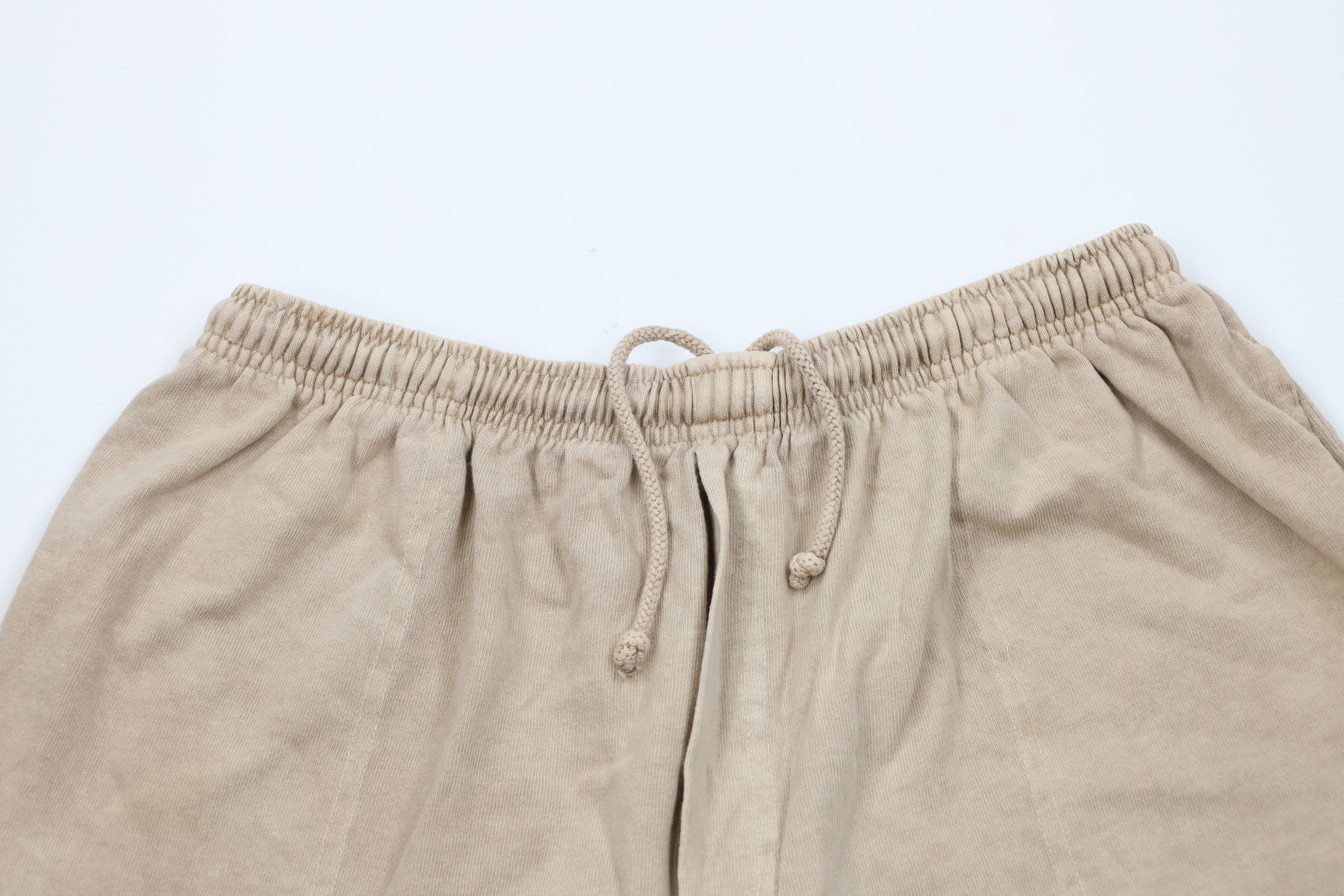 Vintage Vintage 90s Streetwear Cotton Pigment Stonewash Shorts Beige Size US 34 / EU 50 - 2 Thumbnail