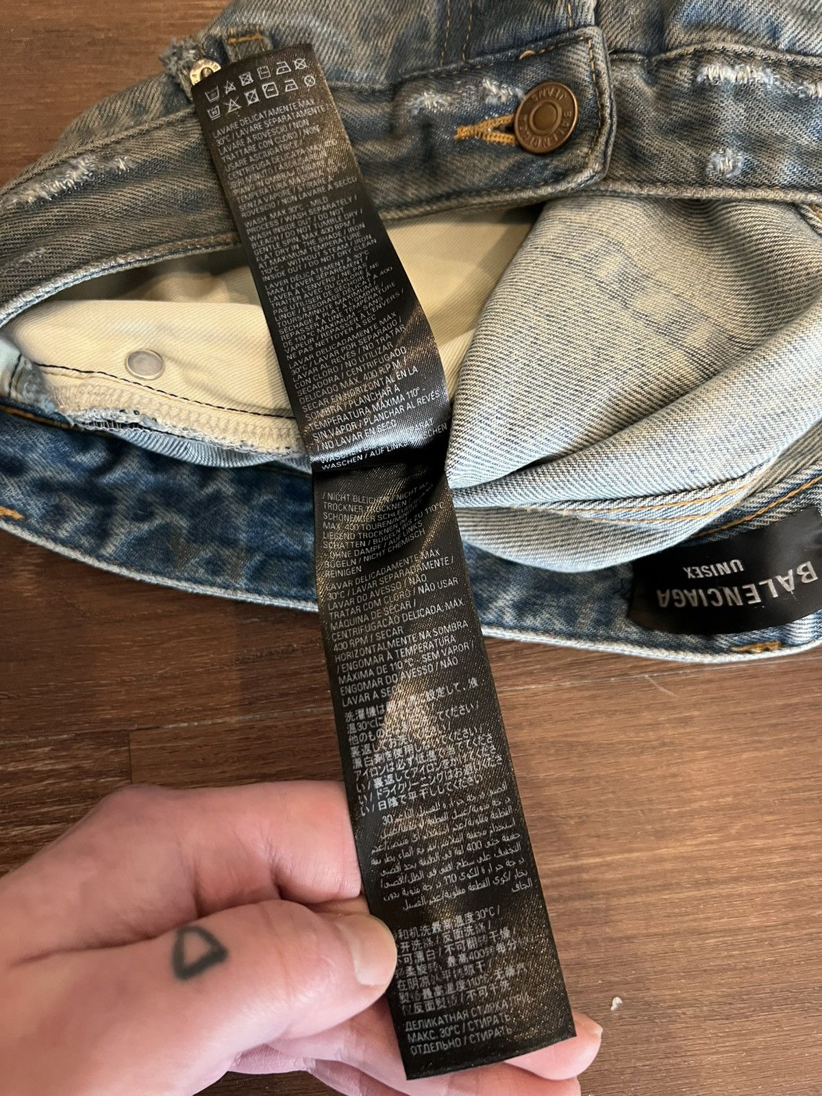 Balenciaga Balenciaga Patched Pockets Baggy Denim Size US 32 / EU 48 - 11 Thumbnail