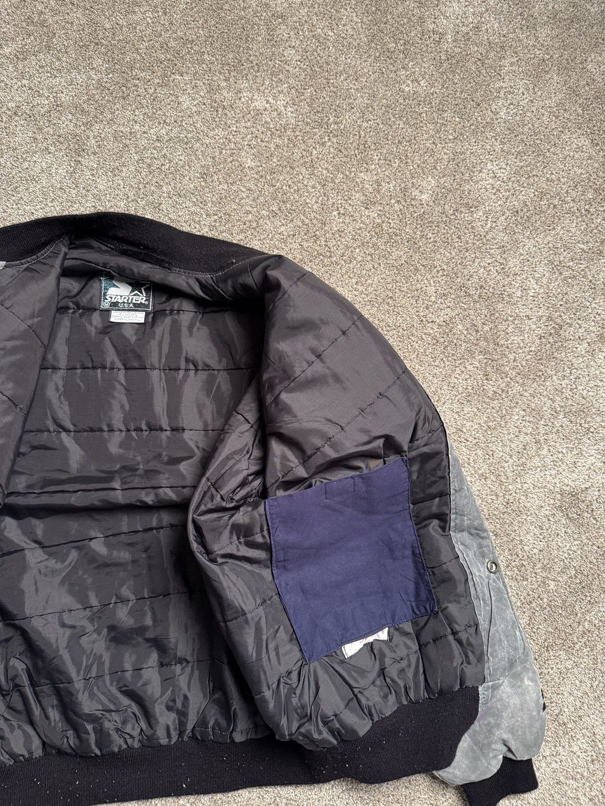 Starter VINTAGE 90s LA KINGS STONEWASH BOMBER JACKET Size US M / EU 48-50 / 2 - 9 Thumbnail
