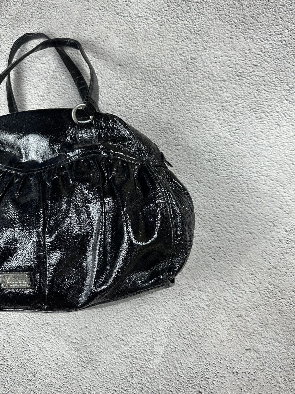 Moschino Moschino Black Patent Shoulder Bag Luxury Distressed Y2K SK8 Size ONE SIZE - 4 Thumbnail