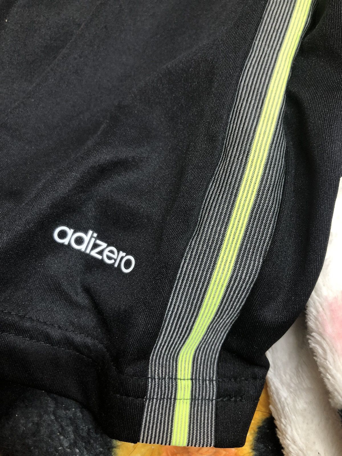 Adidas Spain 14/15 away match spare shirt Size US L / EU 52-54 / 3 - 5 Thumbnail