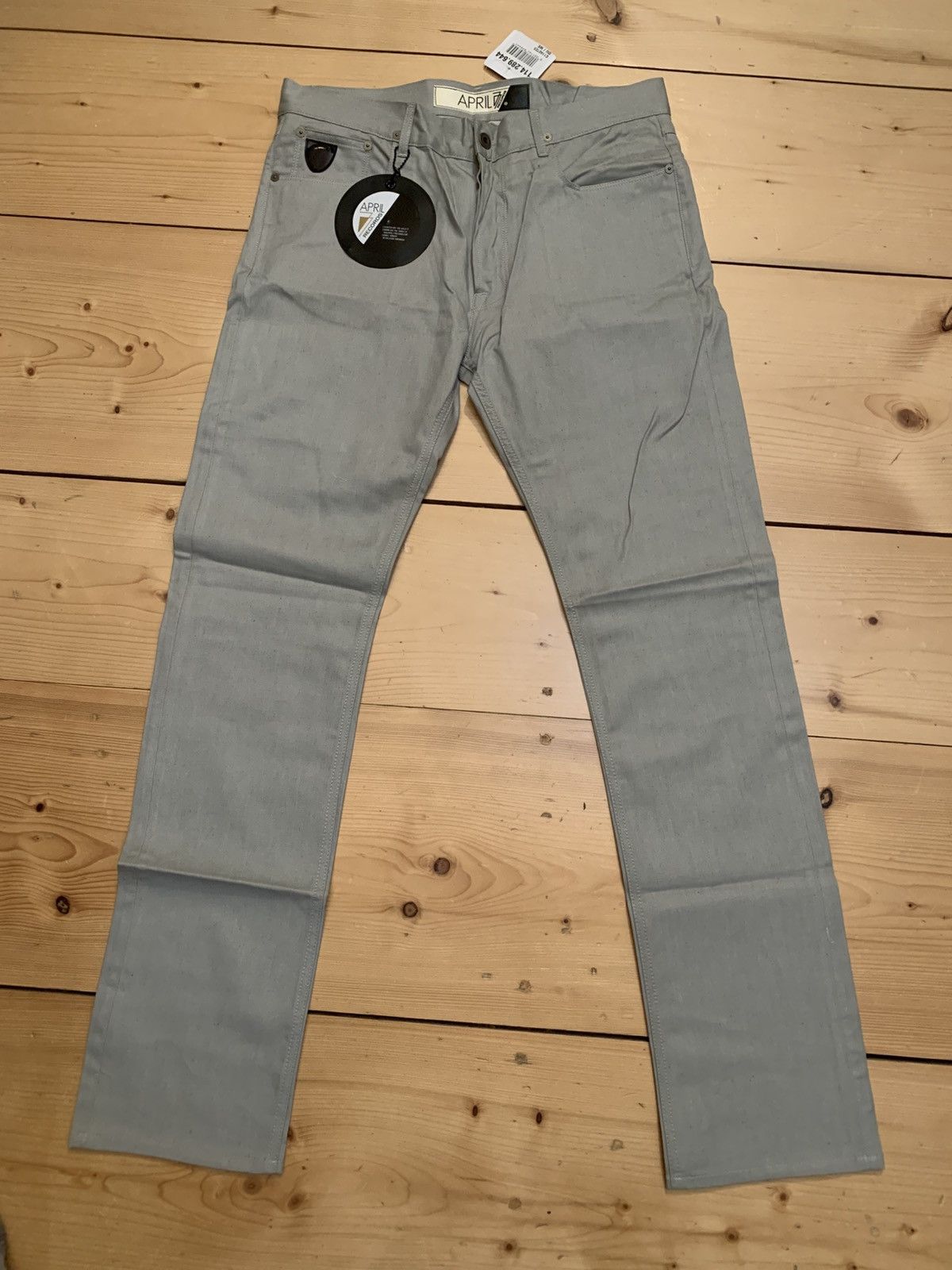 April 77 *RARE* style CROSS CHAIN raw grey 35/33,5 Size US 35 - 1 Thumbnail