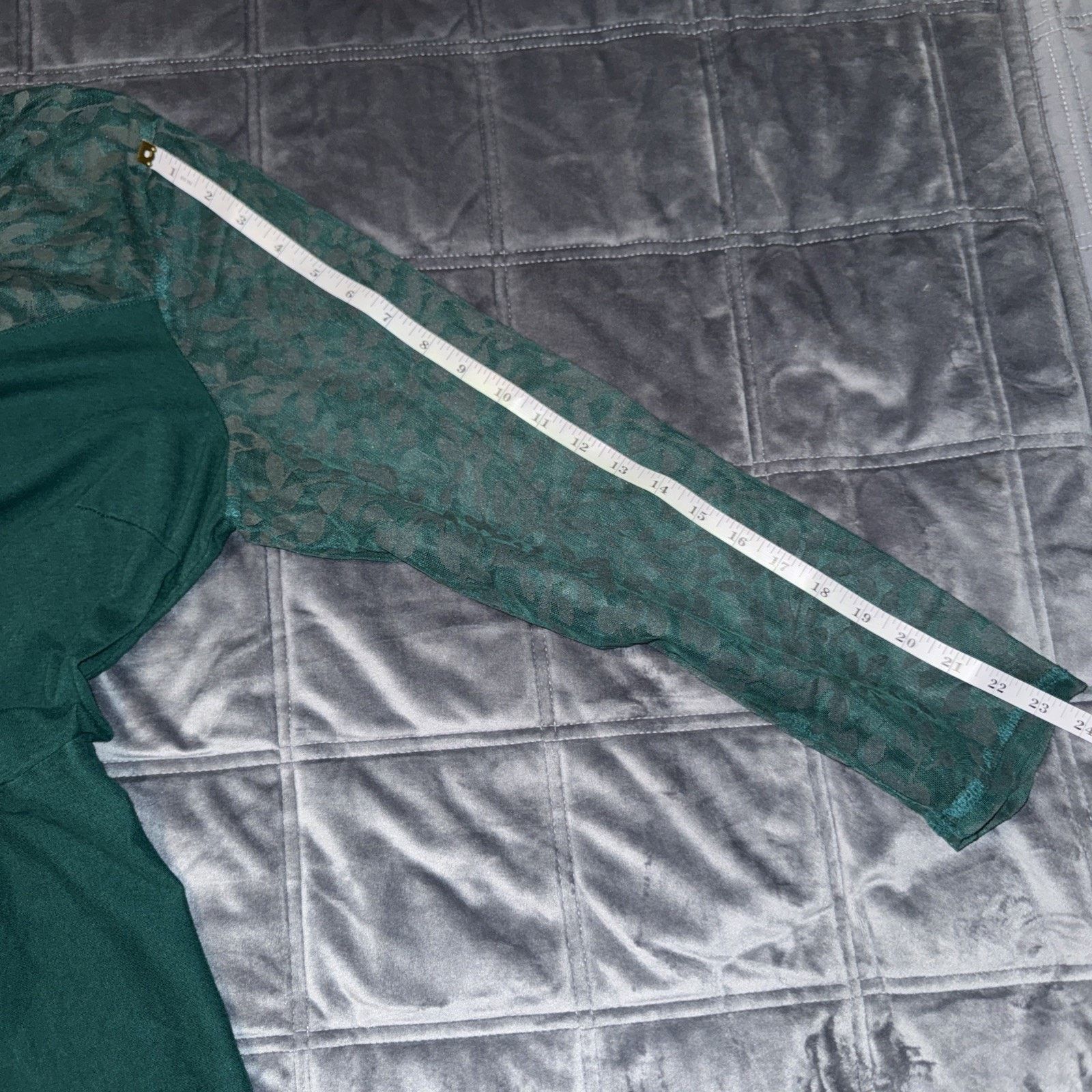 Denim & Co. Green Sheer Top Sz Large Peplum Holiday Sweetheart Bodice Size L / US 10 / IT 46 - 7 Thumbnail